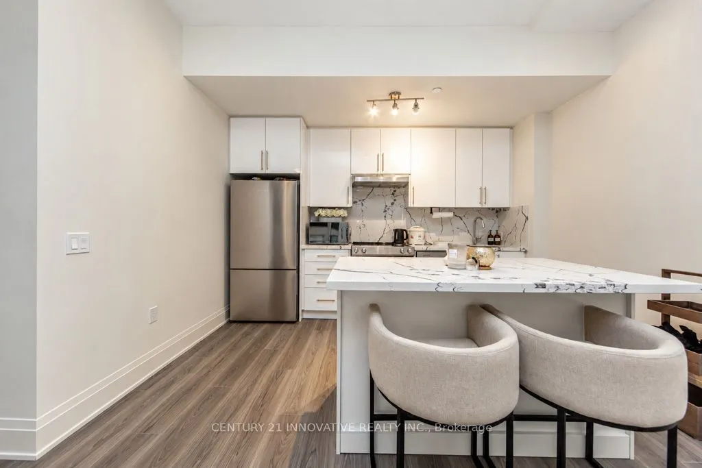 8960 Jane Street #533