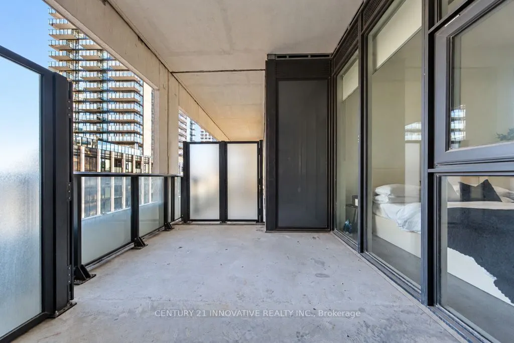8960 Jane Street #533