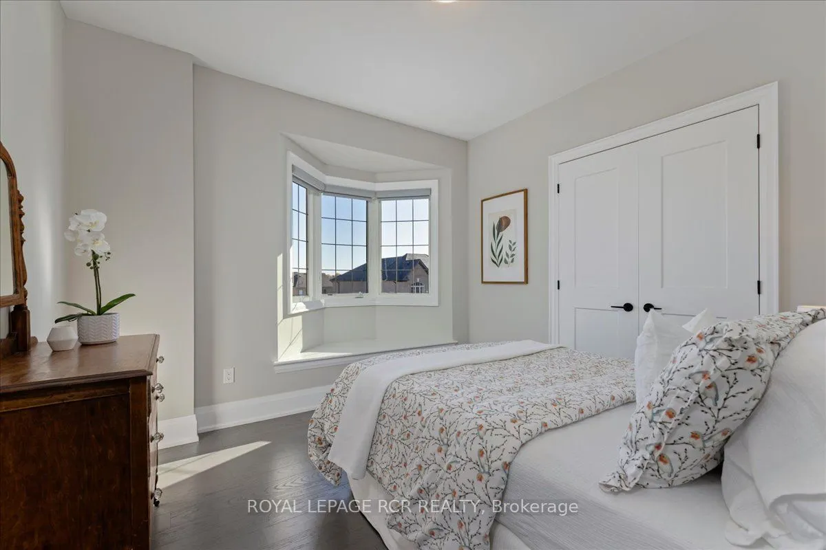 47 Carondale Square