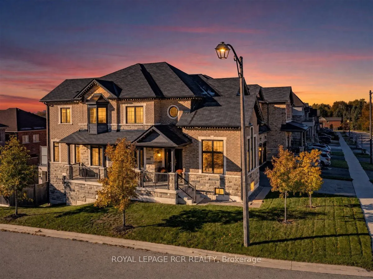 47 Carondale Square