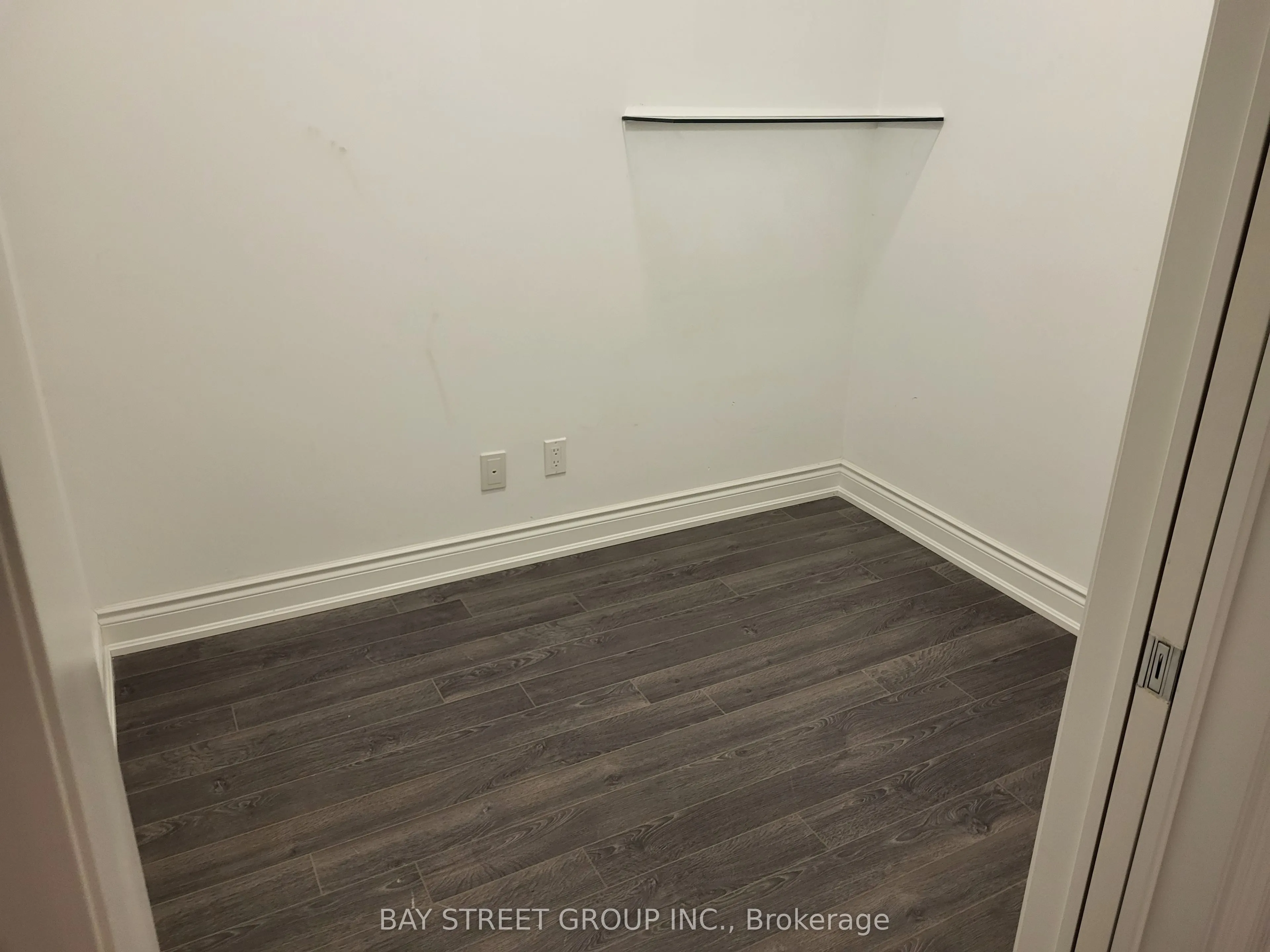 38 CEDARLAND DR Drive #611