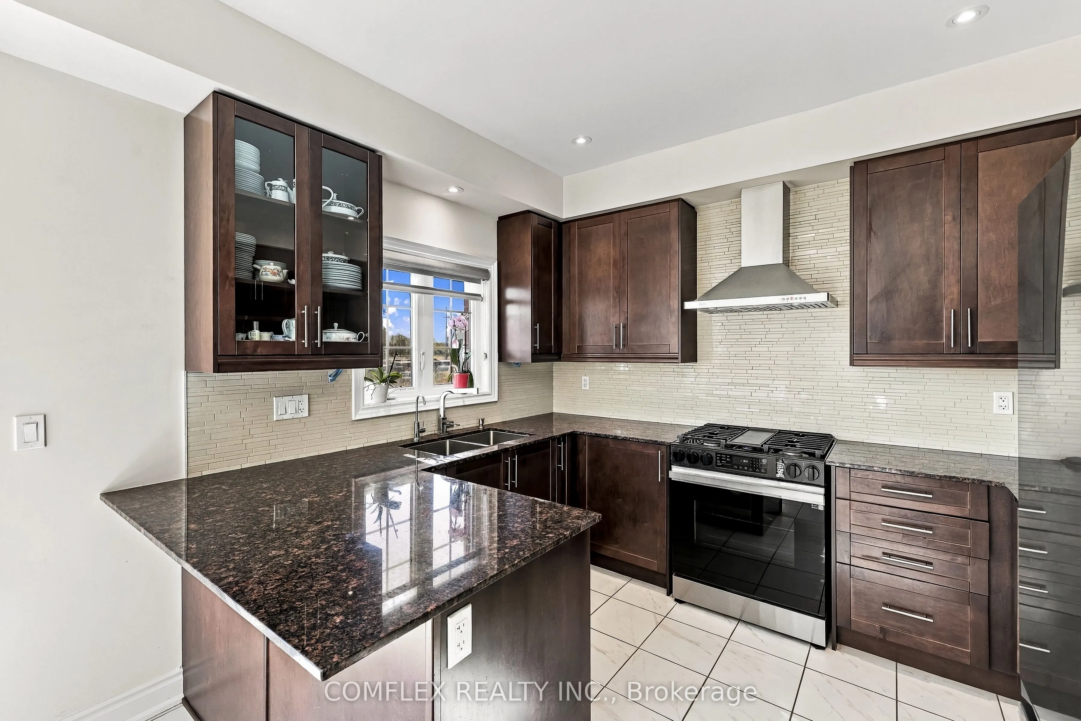 109 Cliff Thompson Court