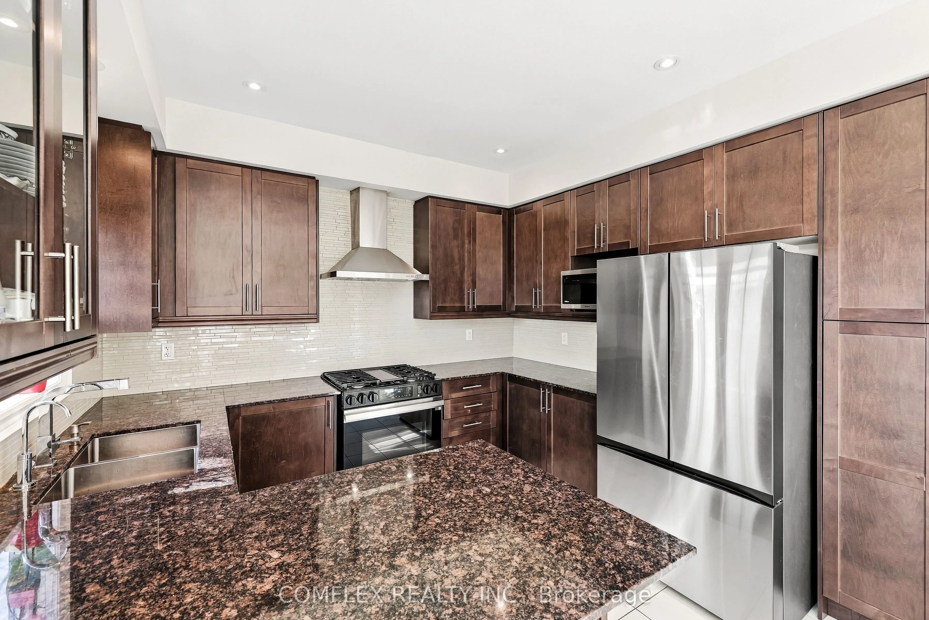 109 Cliff Thompson Court