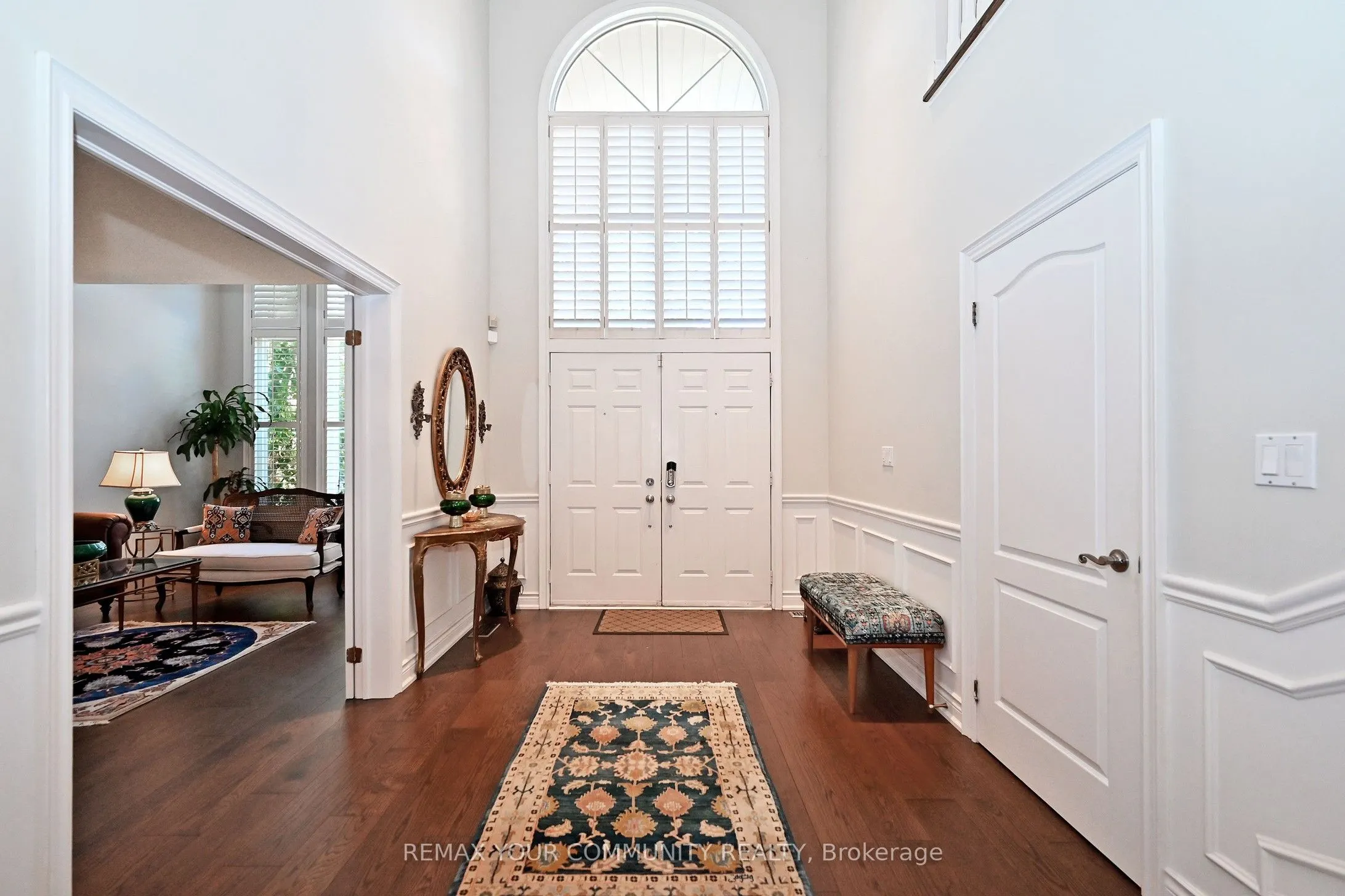 73 Sprucewood Drive E