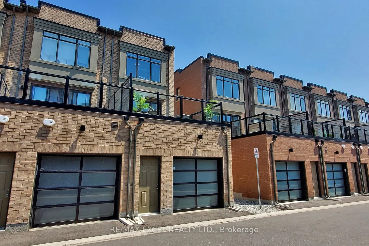 46 Troon Avenue
