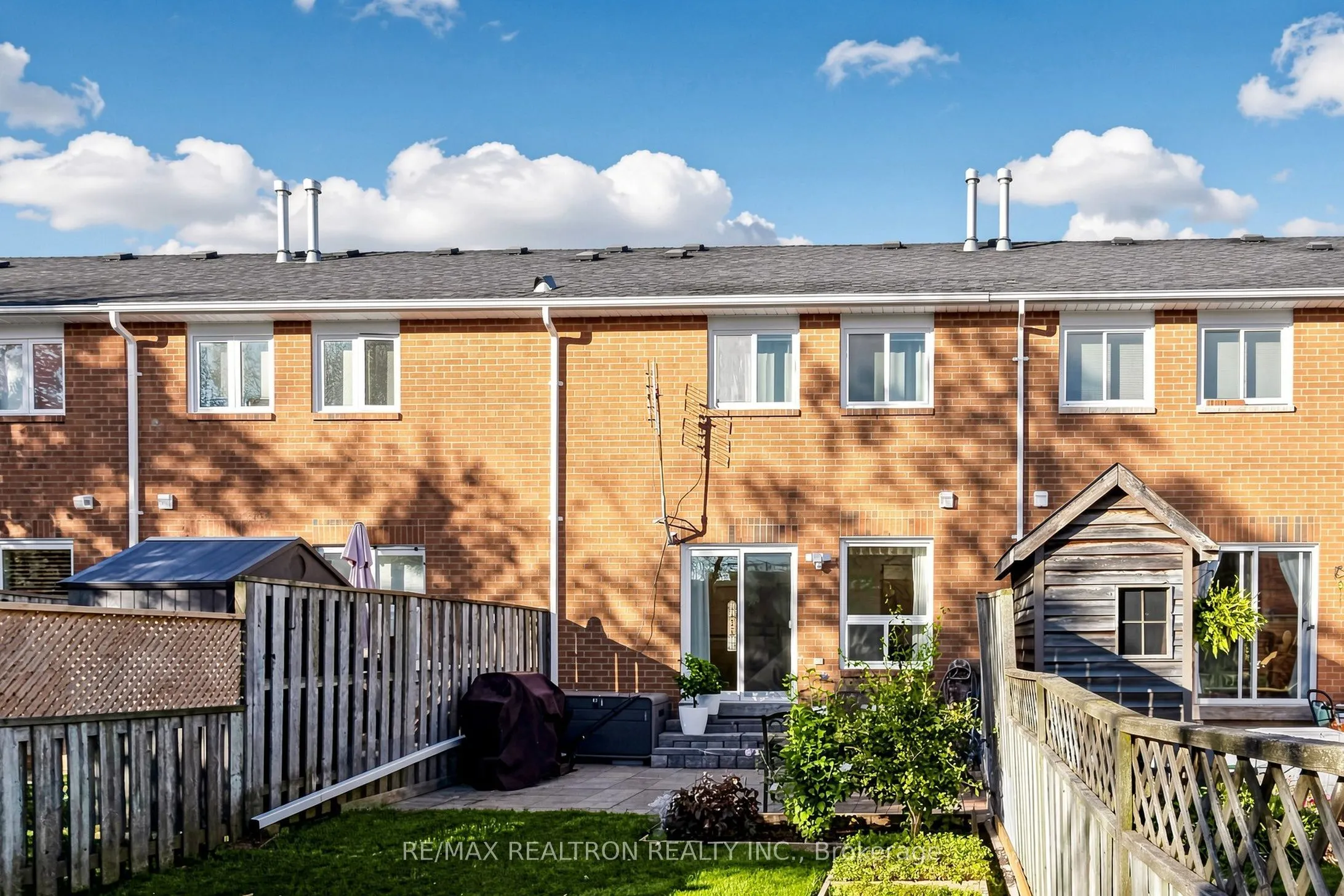 19 Cashel Court