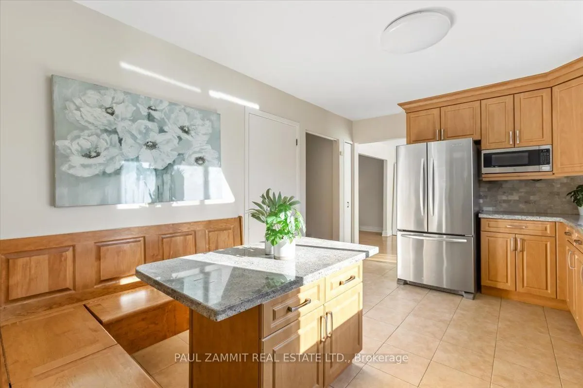 33 Coral Harbour Crescent