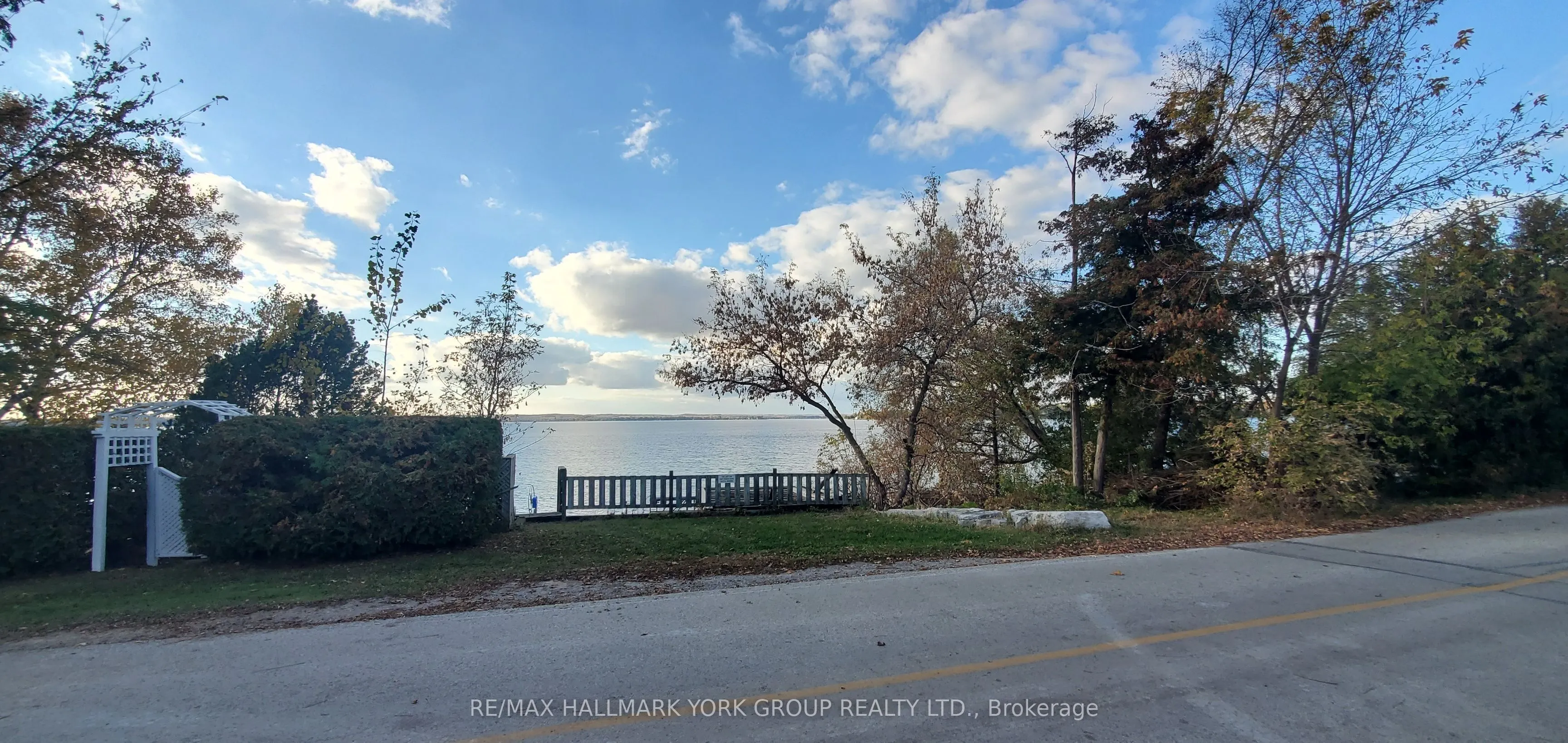 255 Lake Drive N