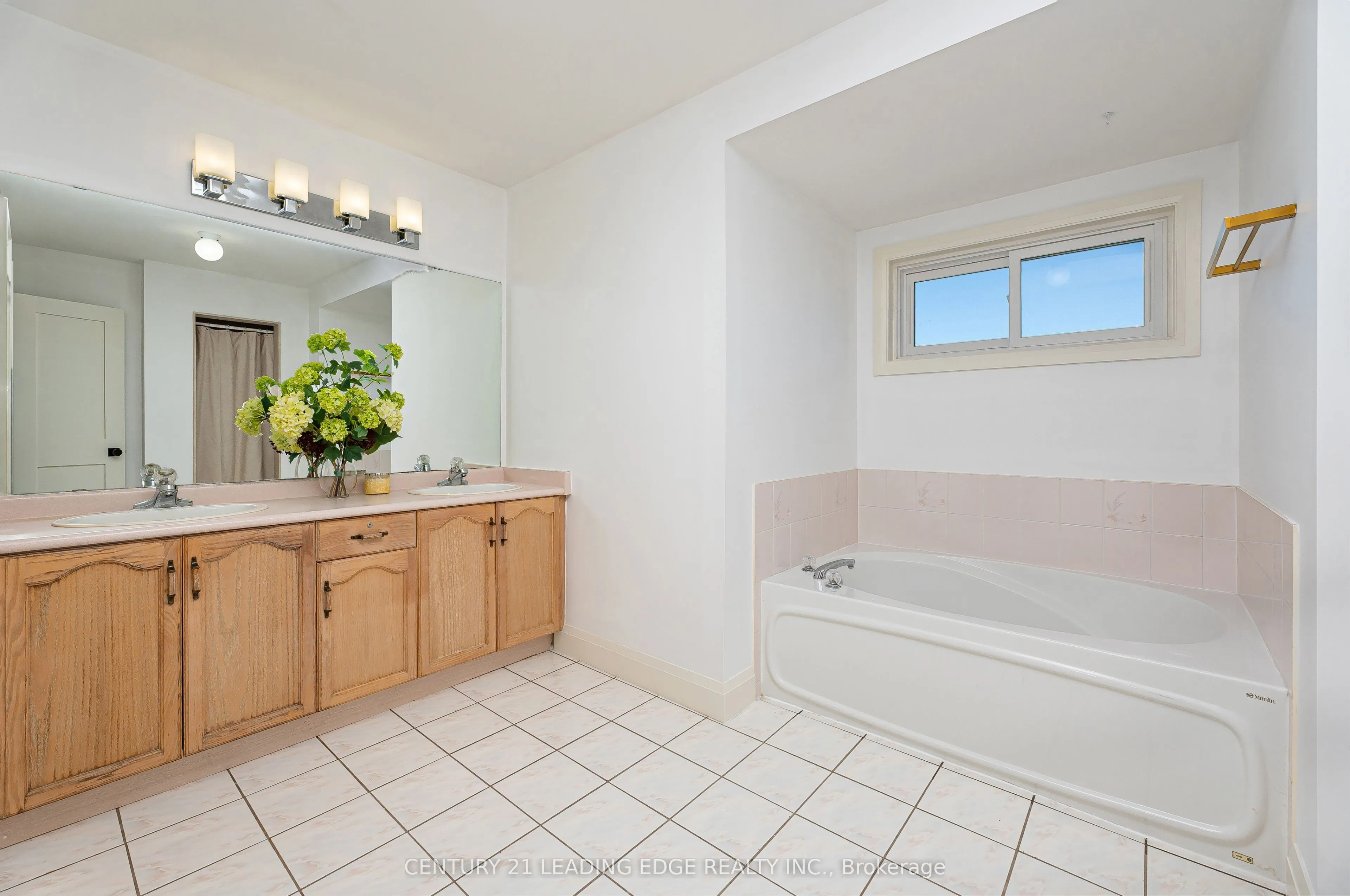 18 Clark Avenue #36