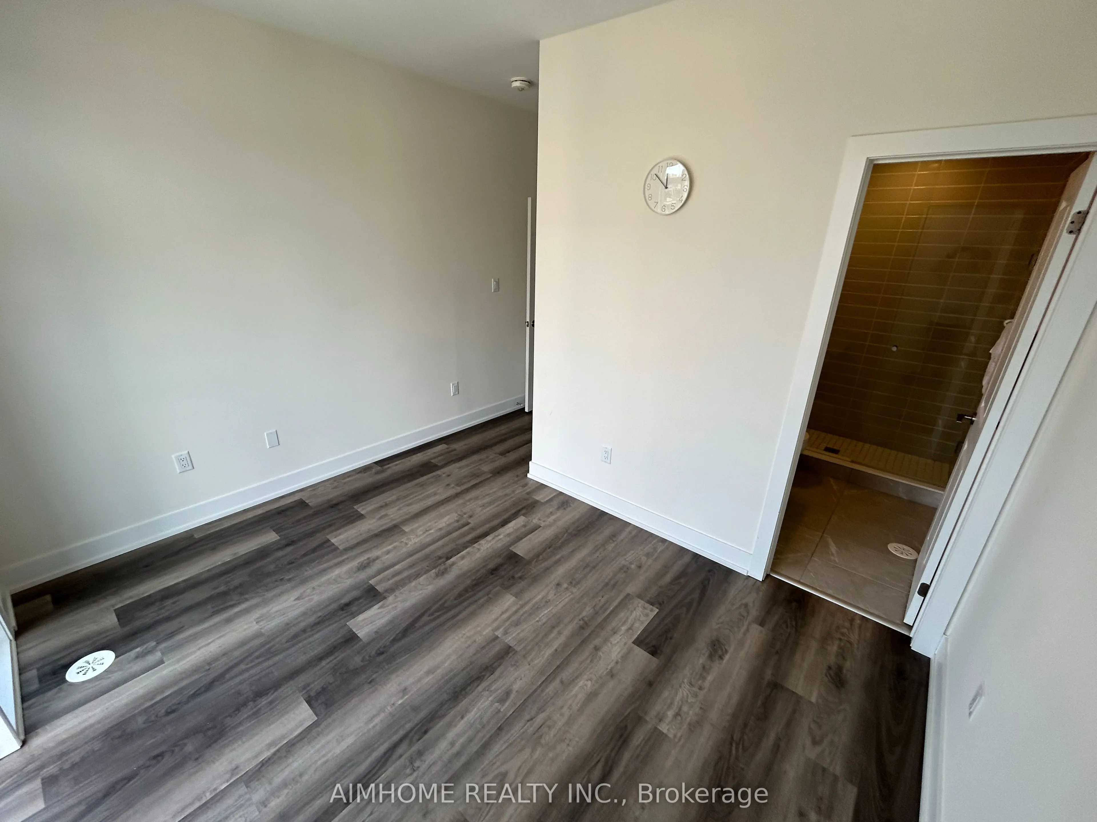 7 Phelps Lane #2