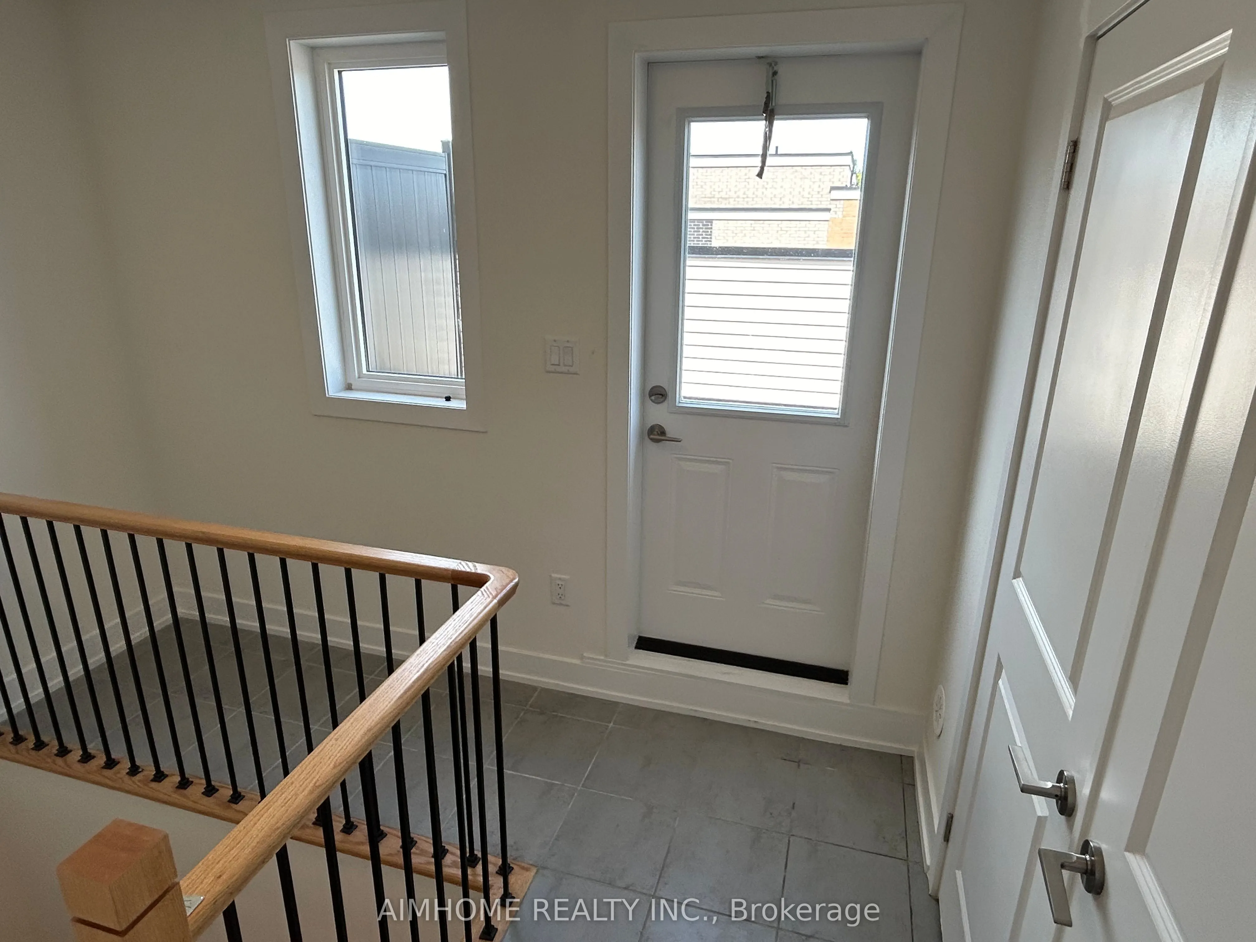 7 Phelps Lane #2