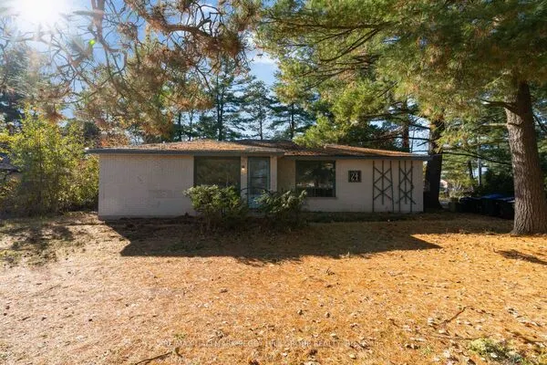 24 Lee Avenue
