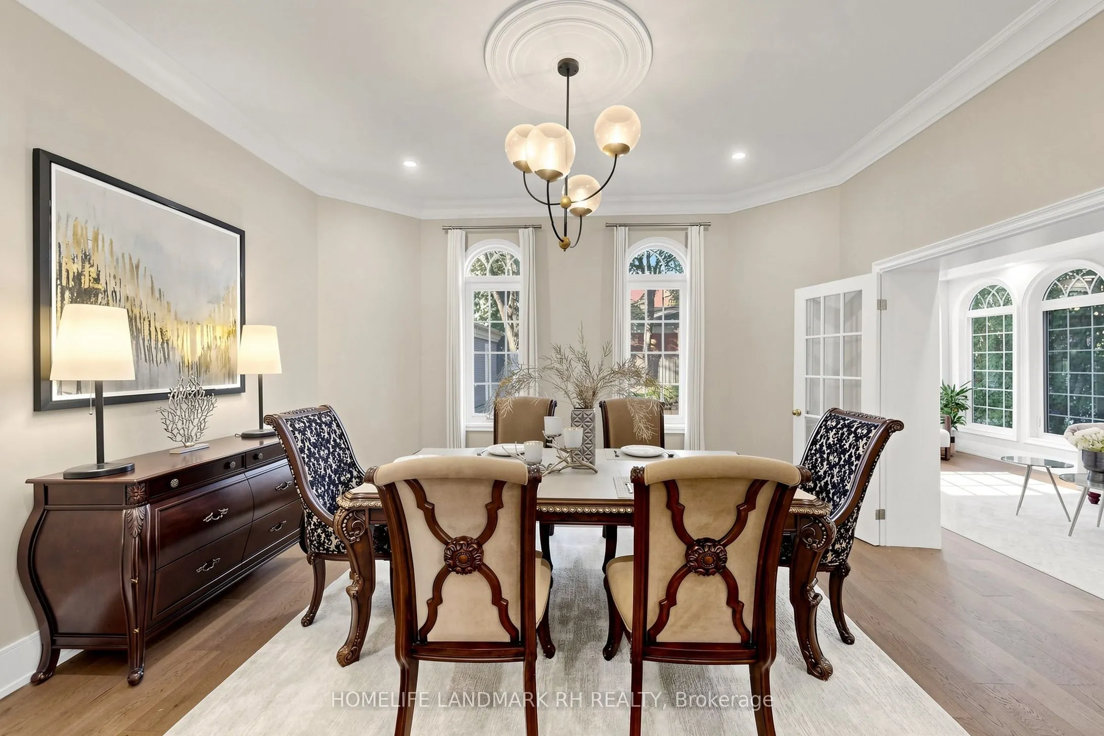 55 Willett Crescent
