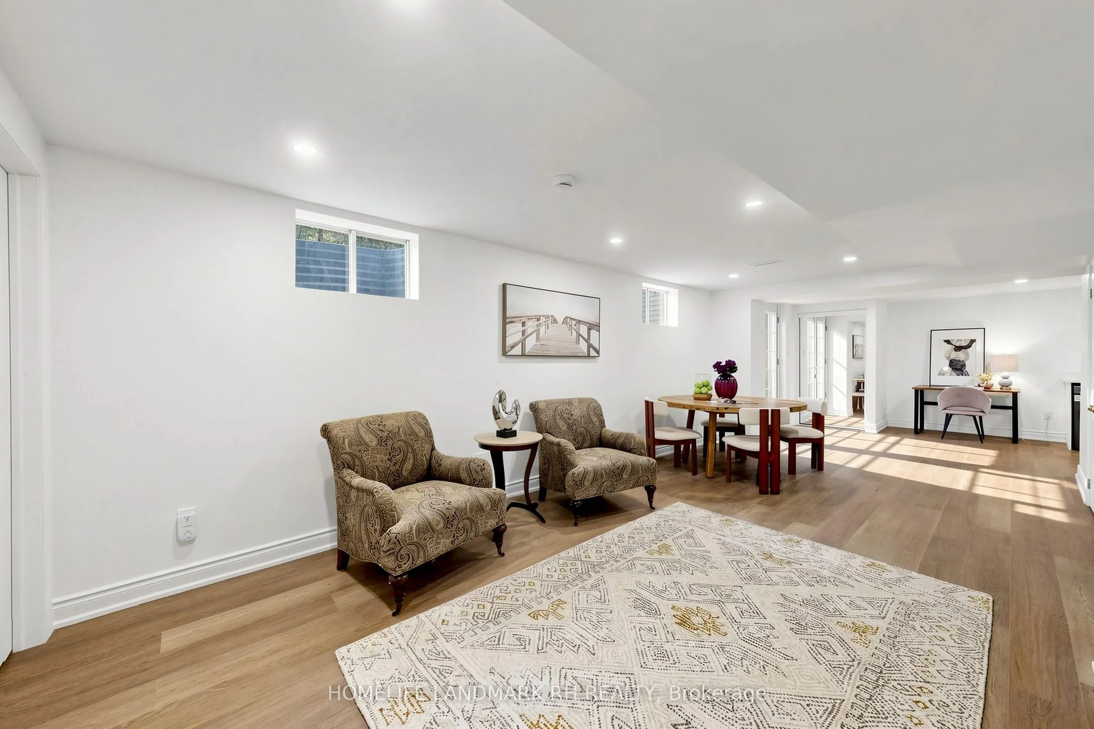 55 Willett Crescent