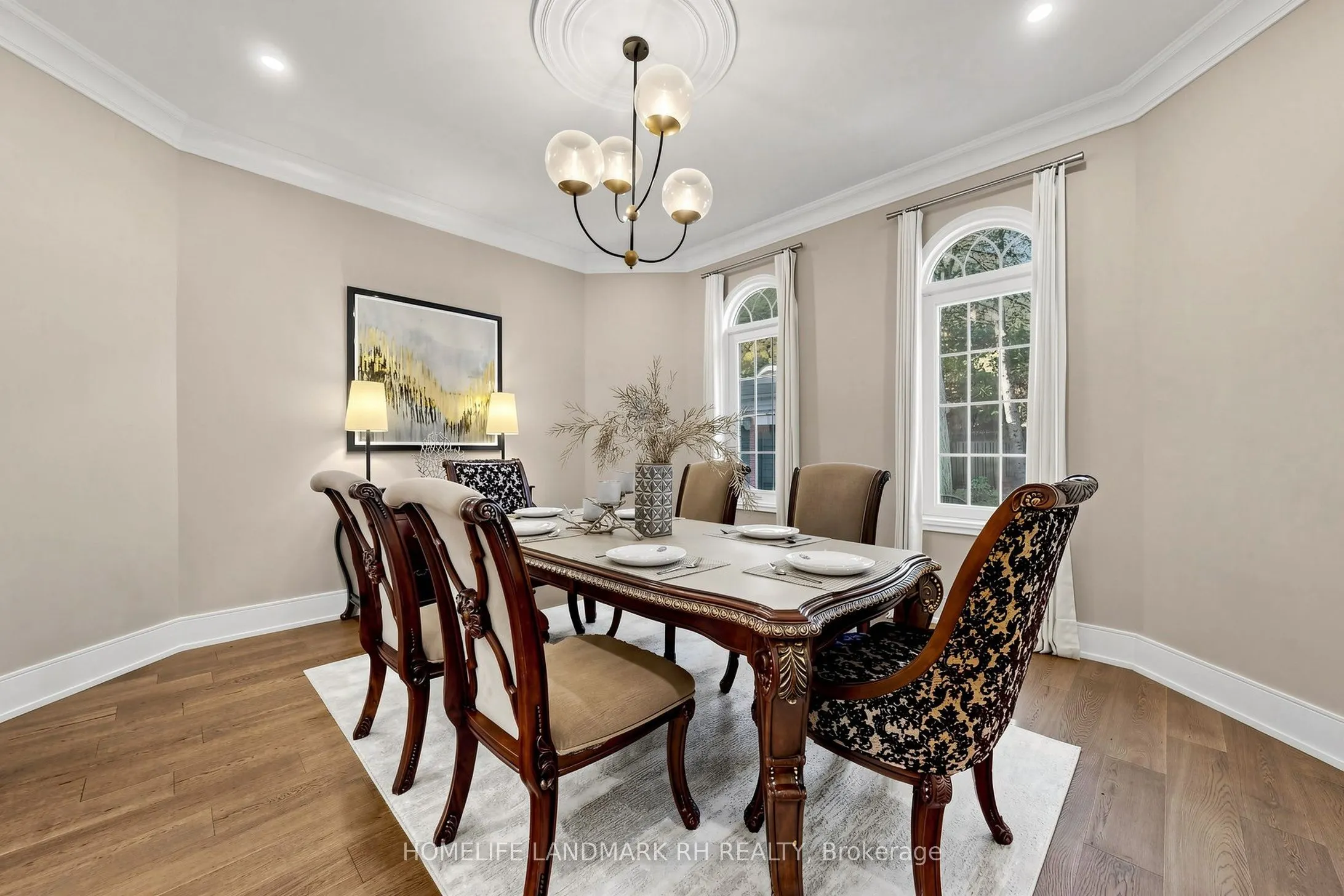 55 Willett Crescent