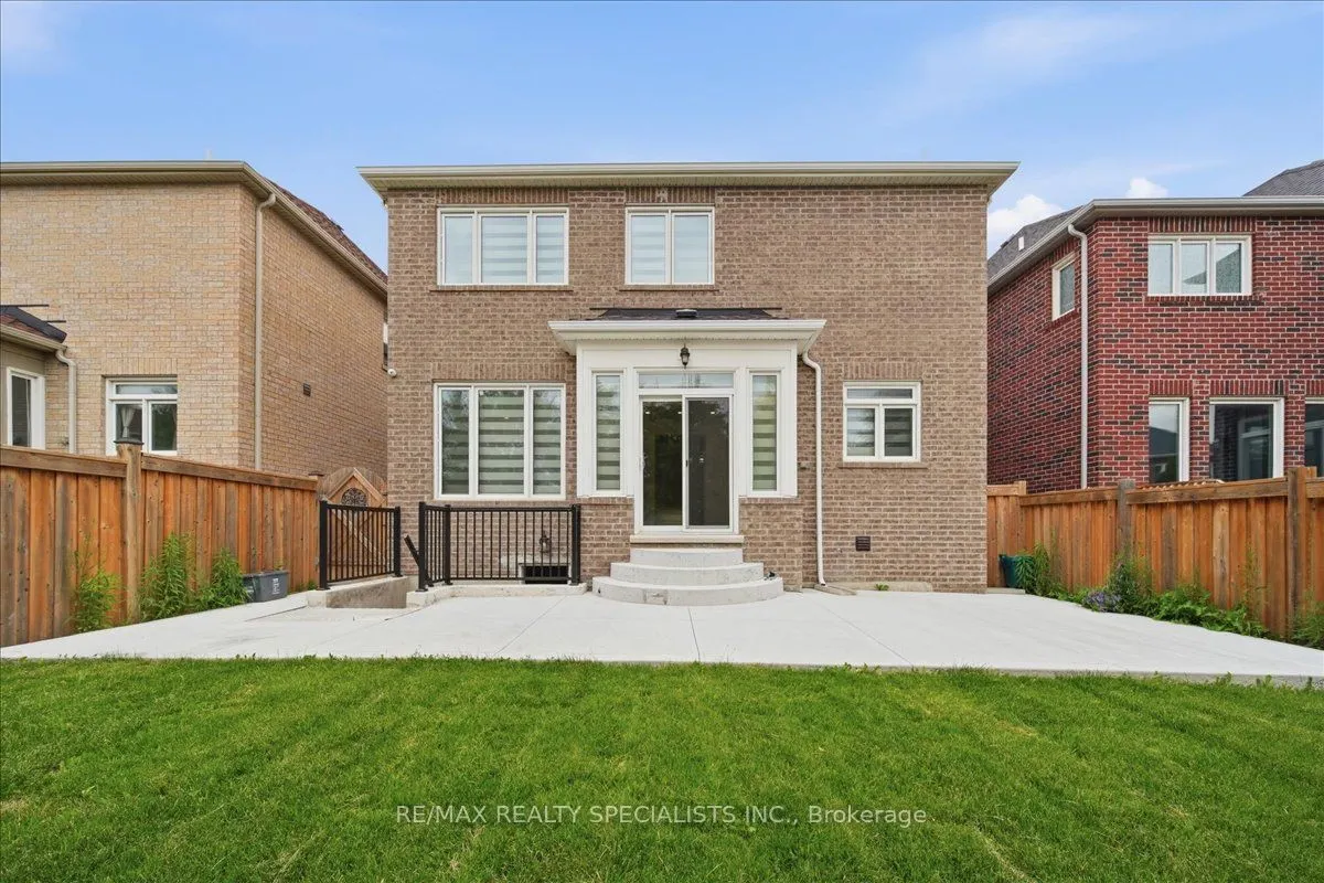 281 Blue Dasher Boulevard