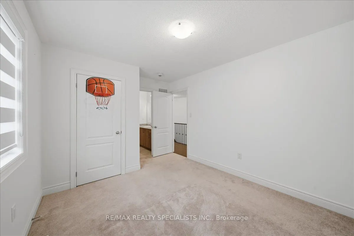 281 Blue Dasher Boulevard