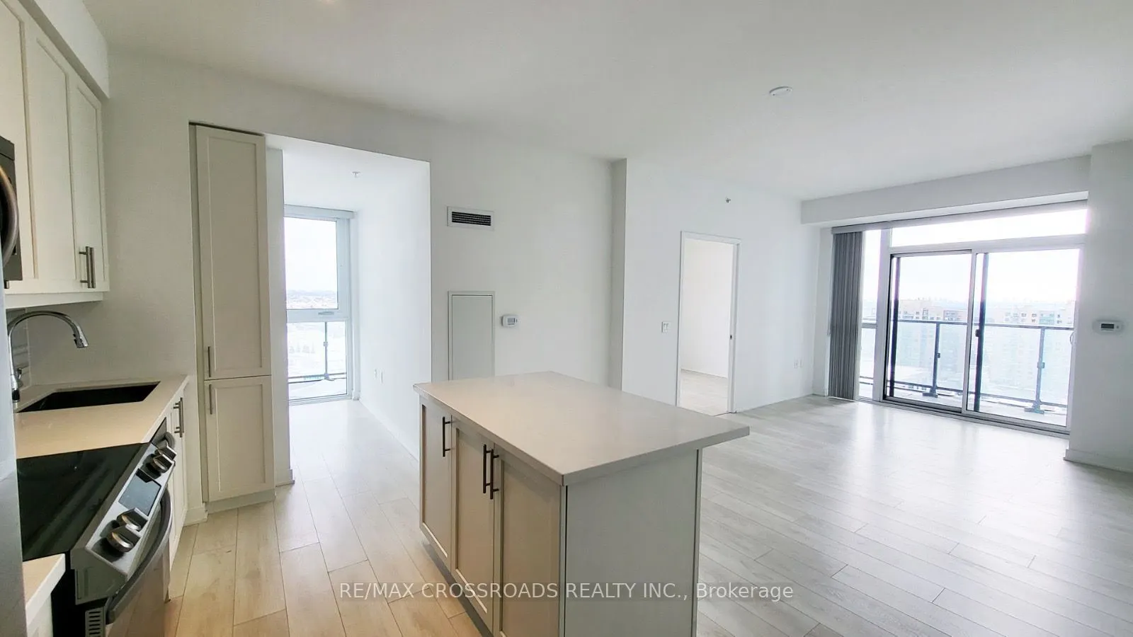 75 Oneida Crescent #1608