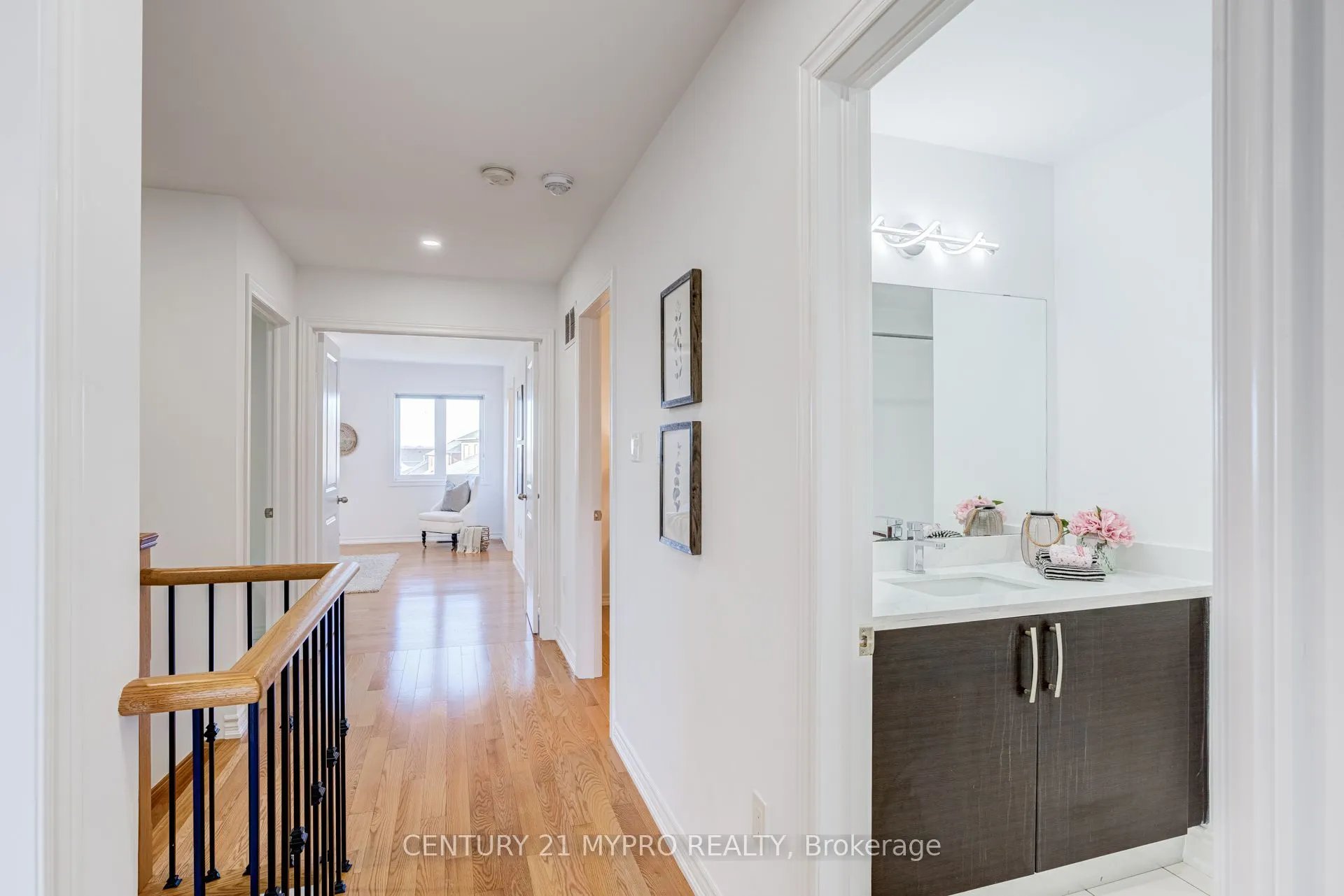 13 Manor Glen Crescent
