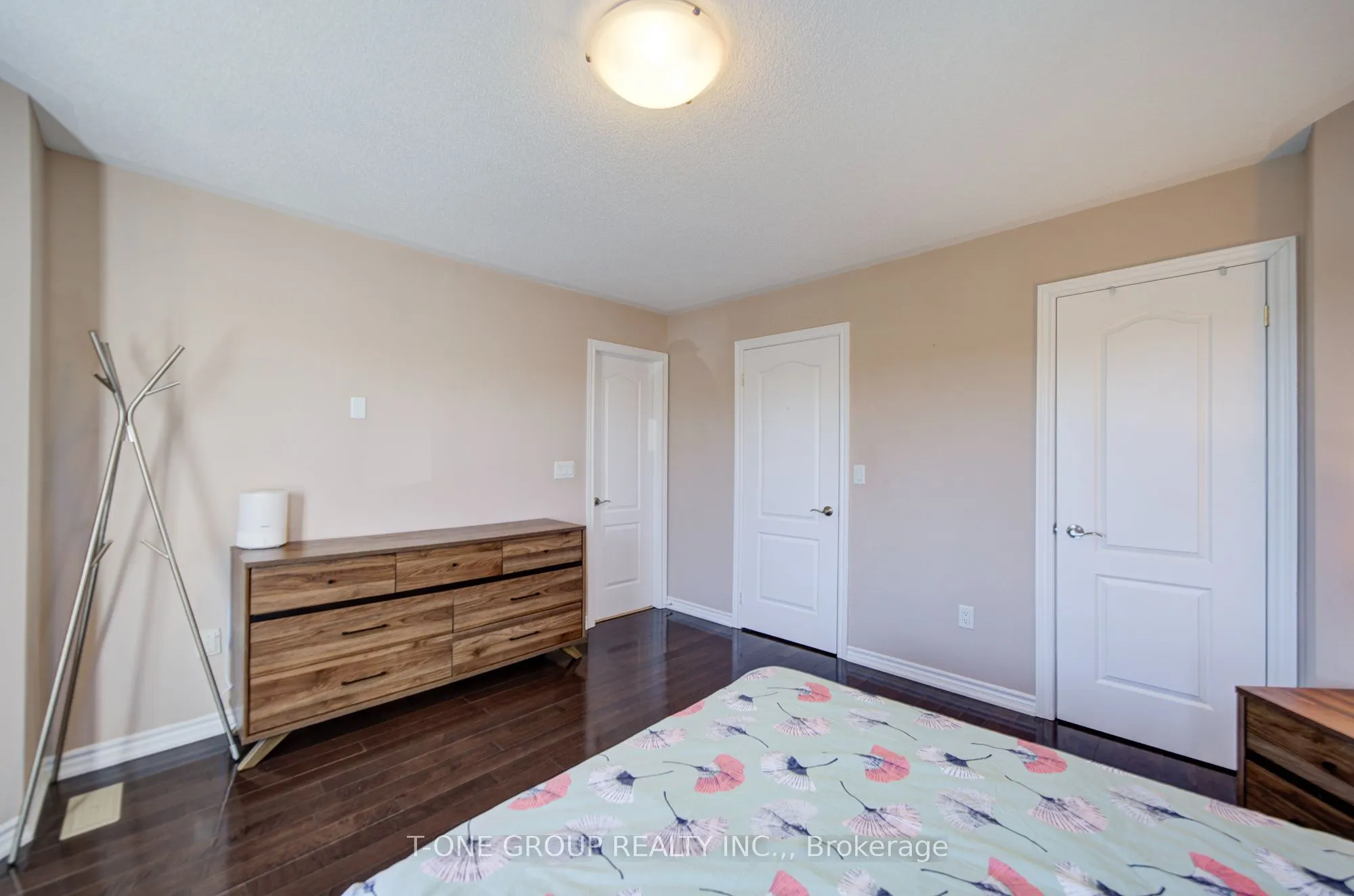 9133 Bayview Avenue #85
