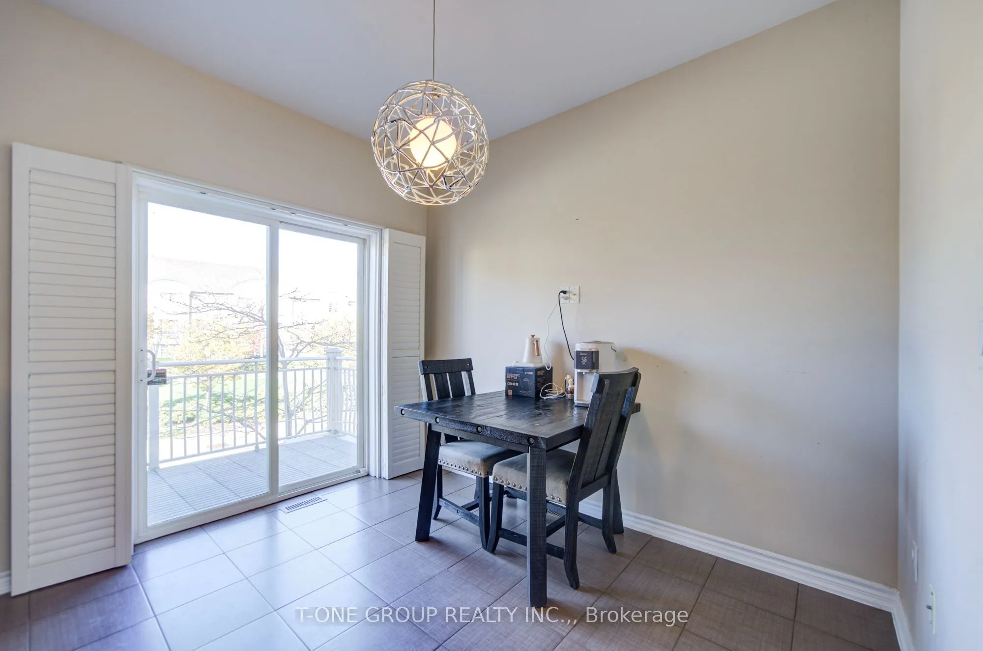 9133 Bayview Avenue #85