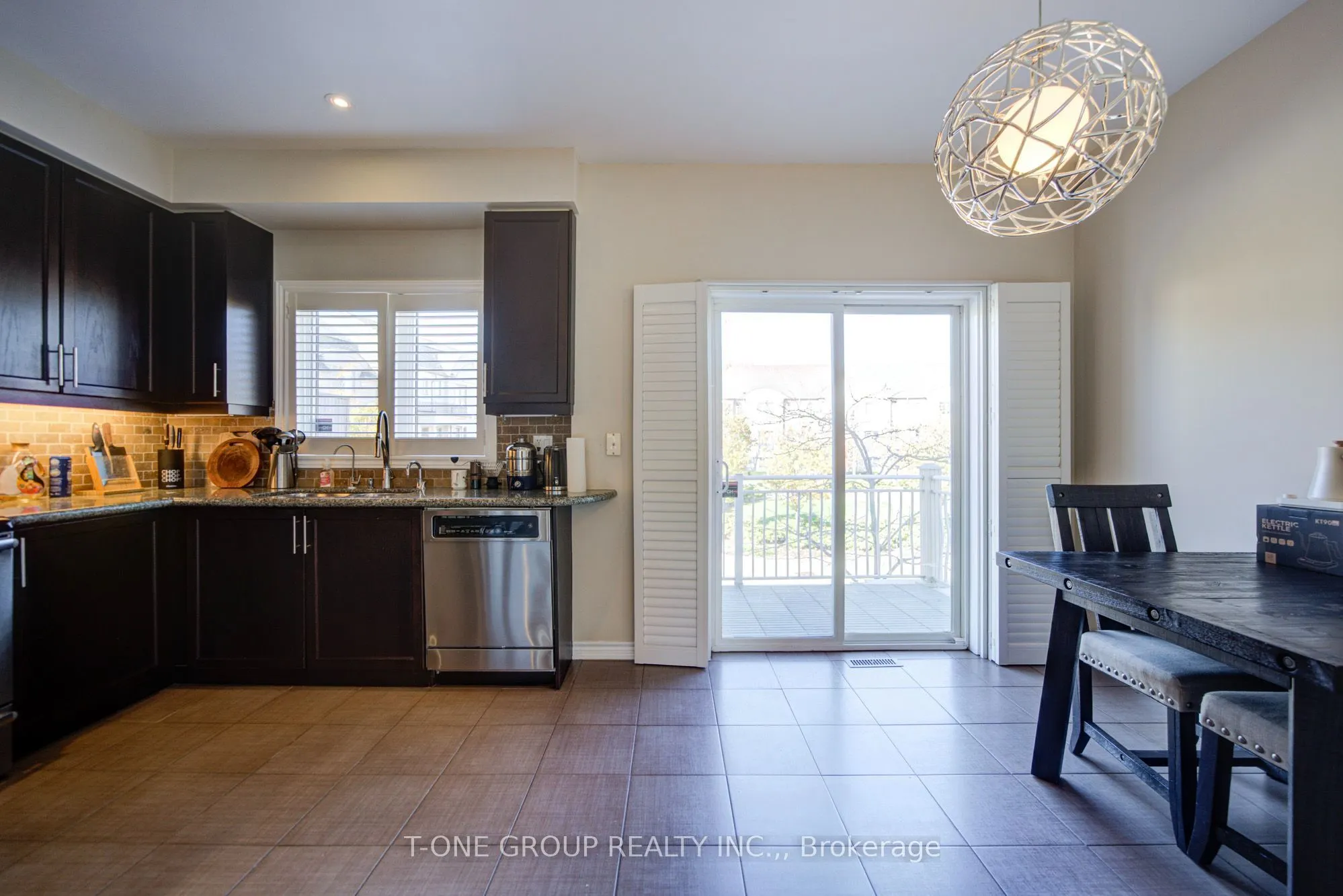 9133 Bayview Avenue #85