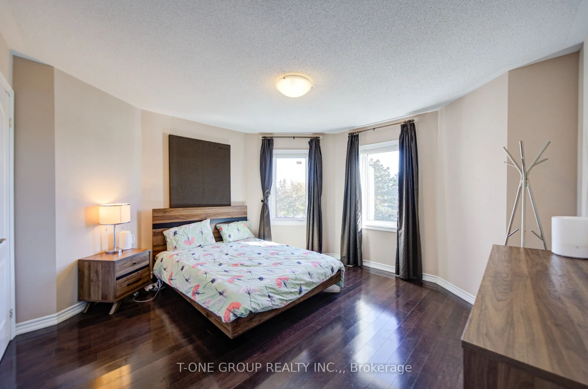 9133 Bayview Avenue #85