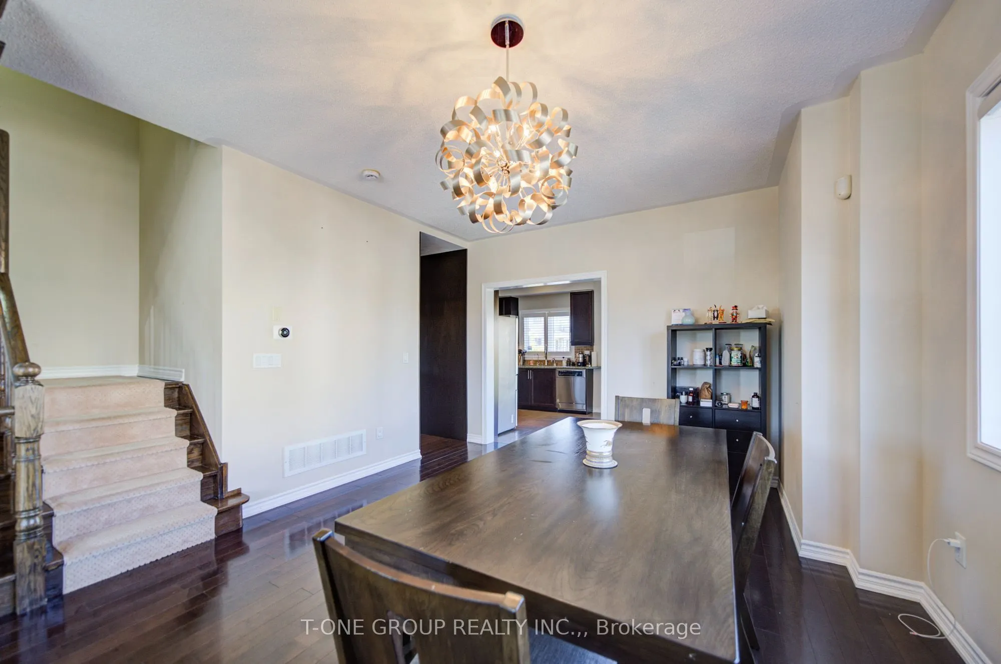 9133 Bayview Avenue #85