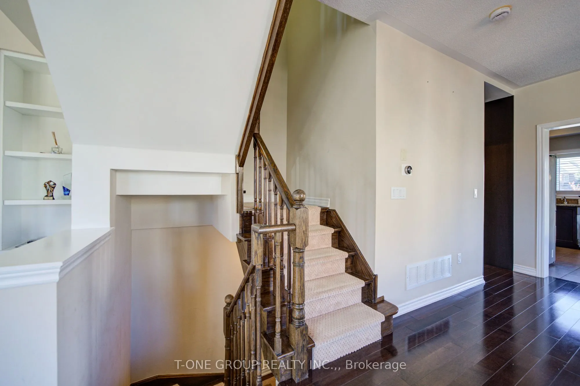 9133 Bayview Avenue #85