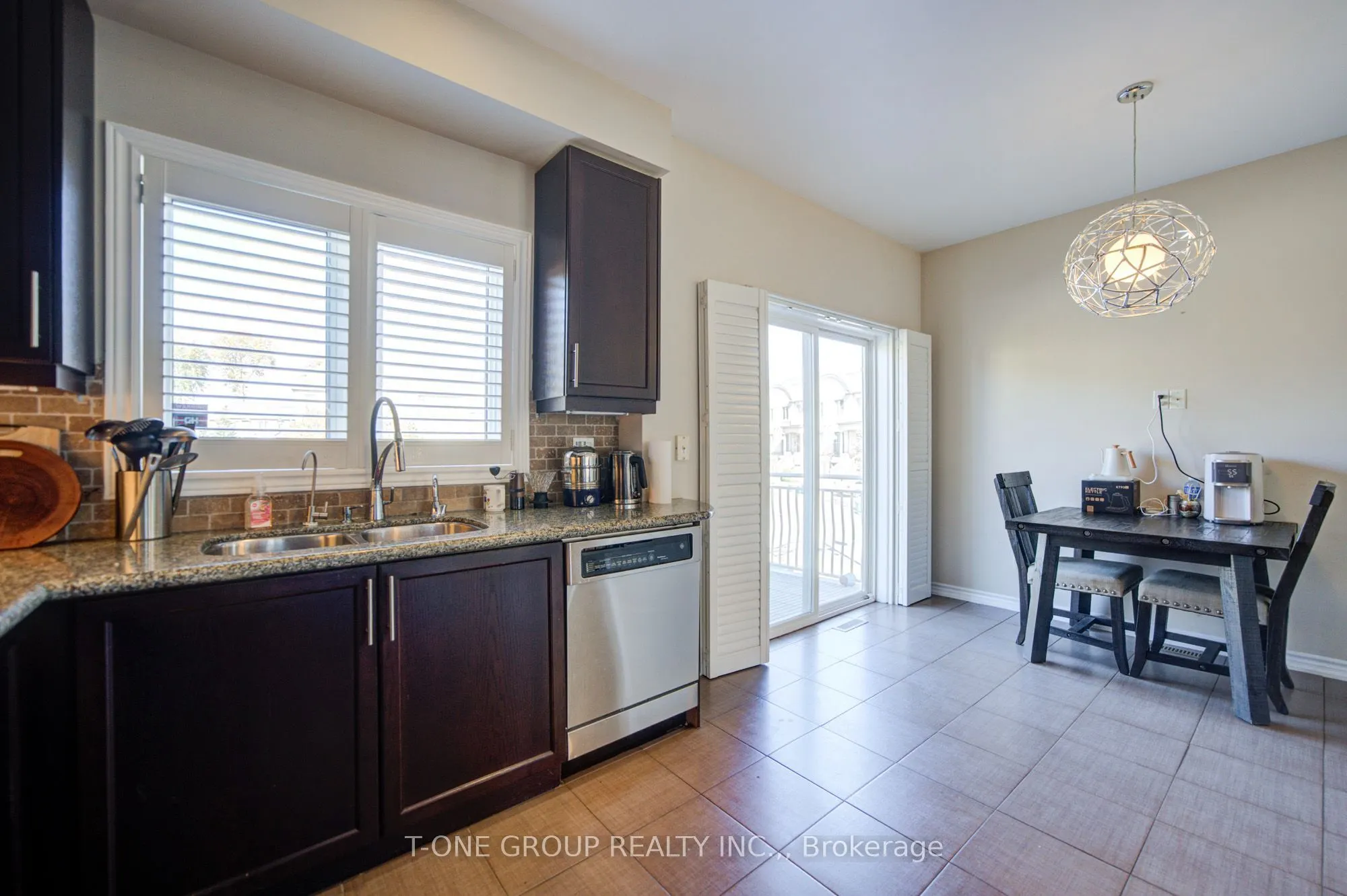 9133 Bayview Avenue #85