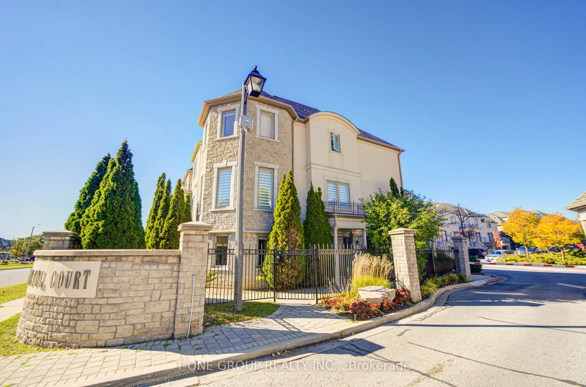 9133 Bayview Avenue #85