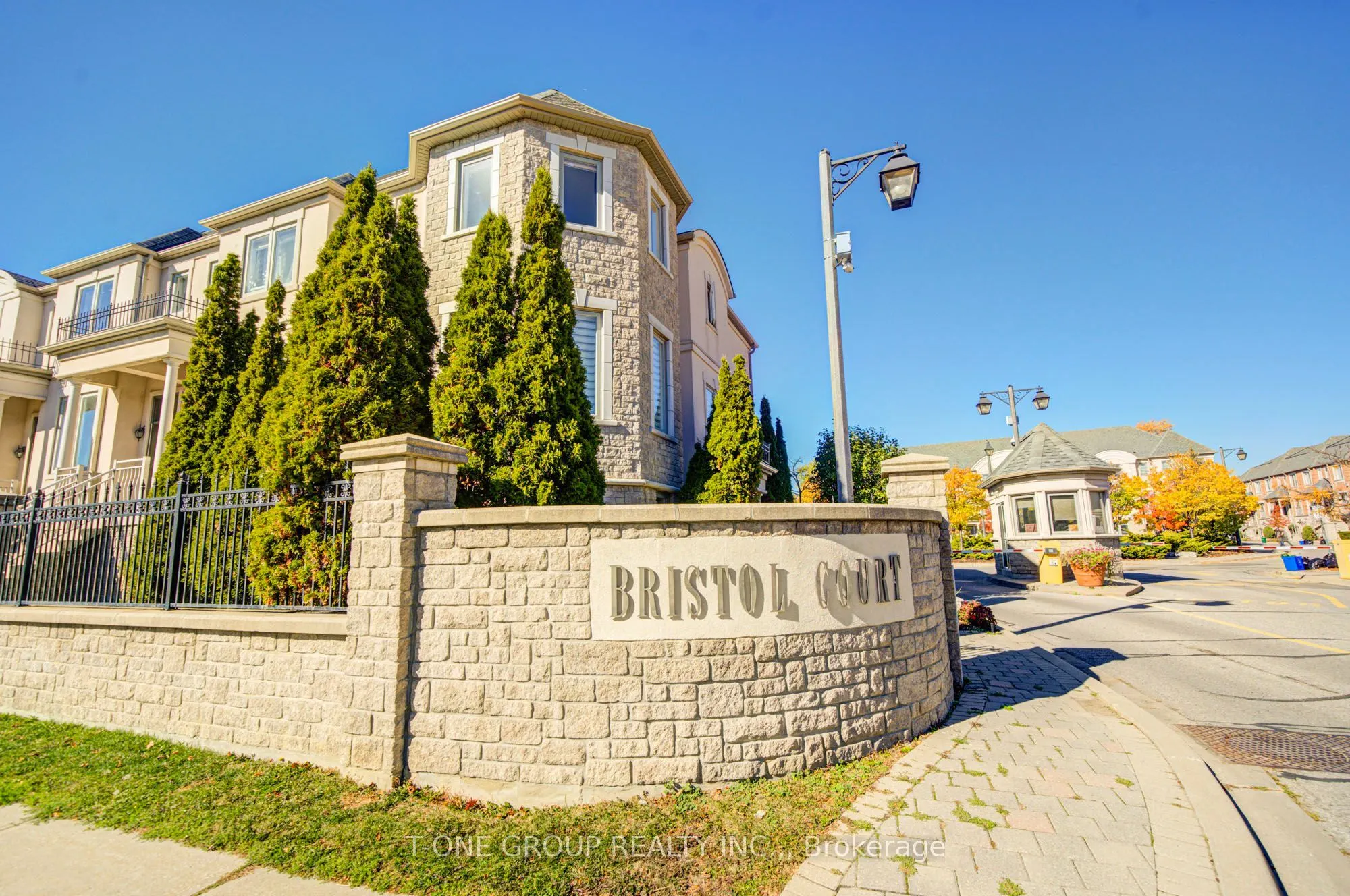 9133 Bayview Avenue #85