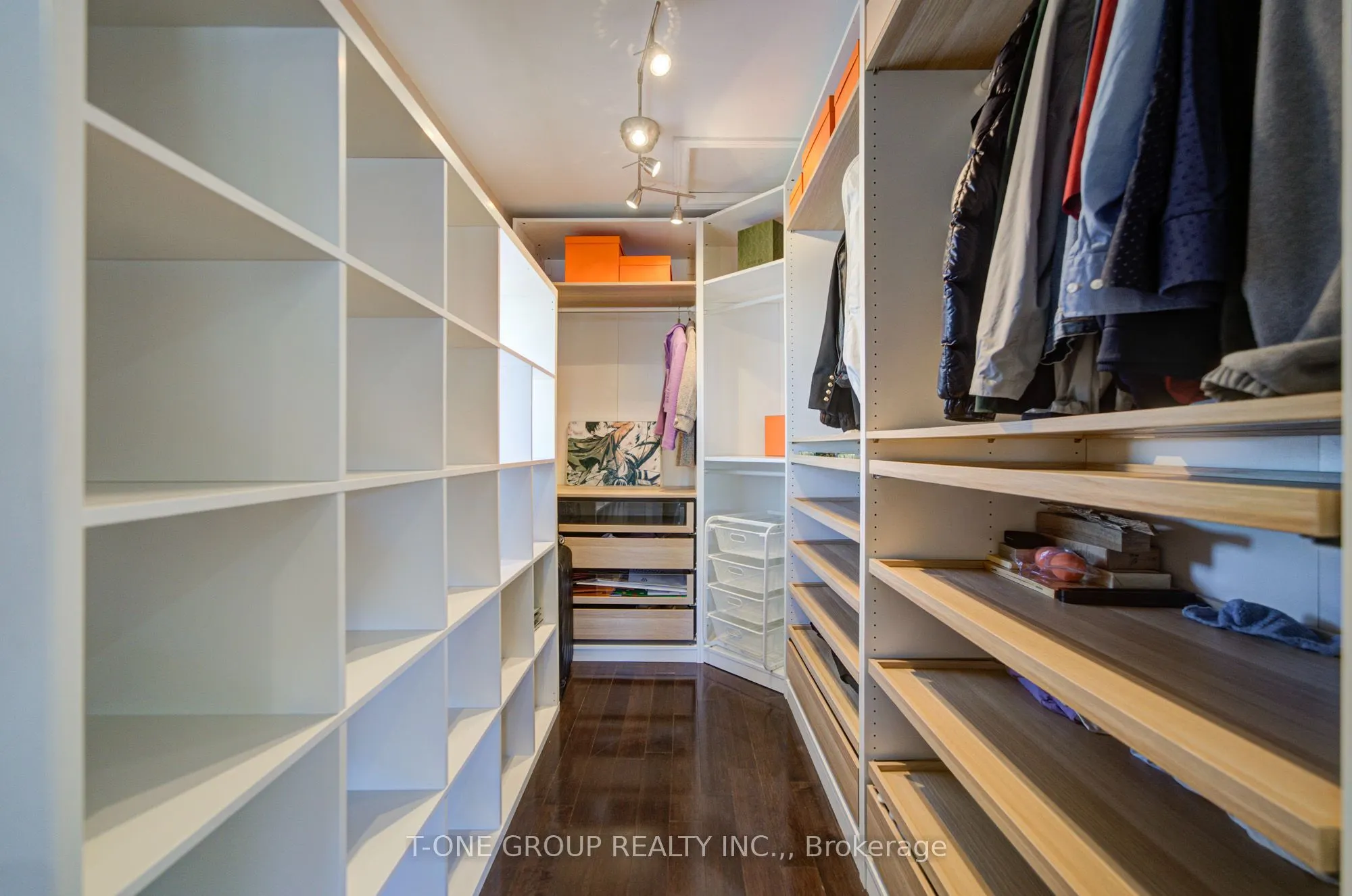 9133 Bayview Avenue #85