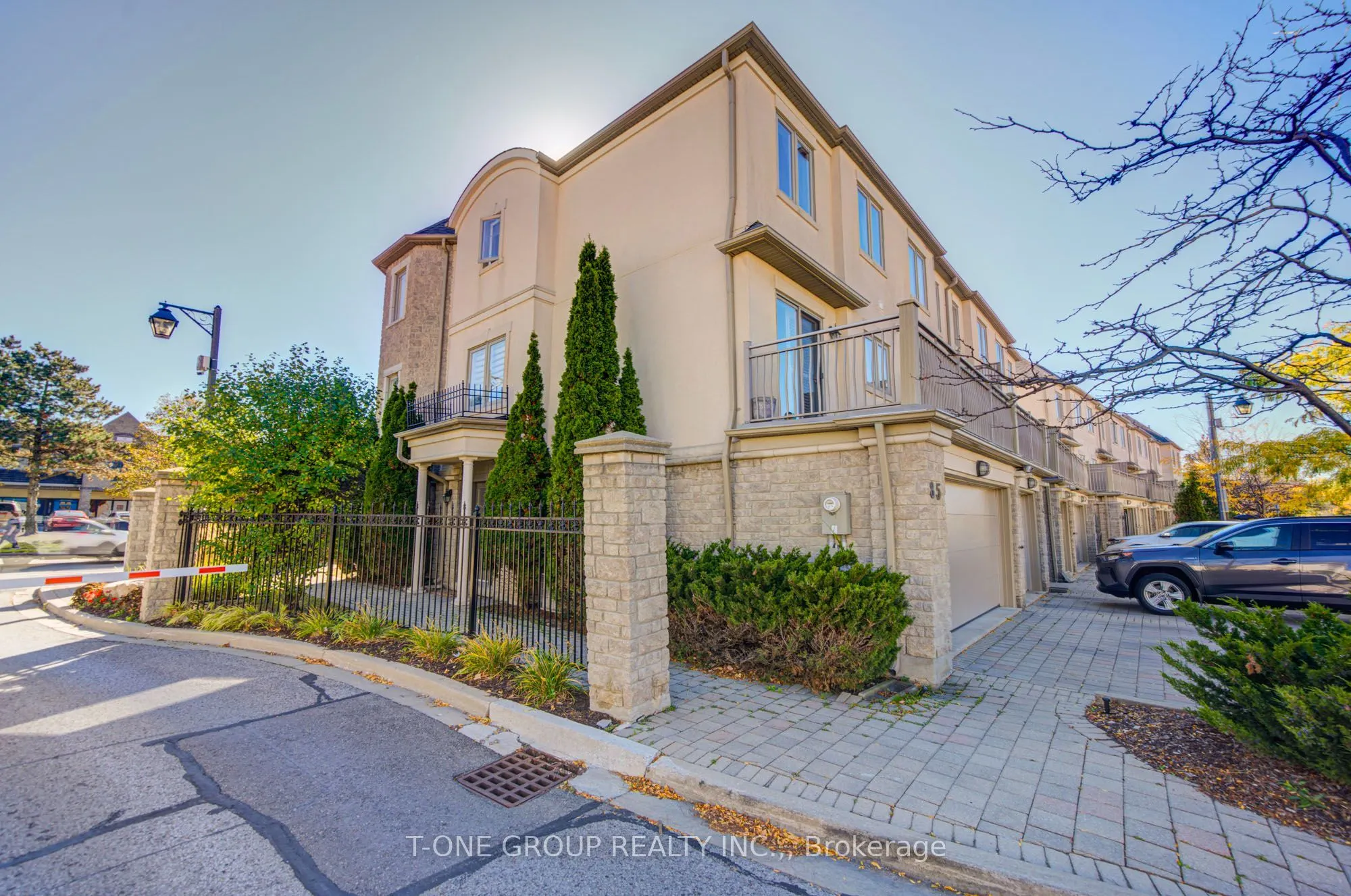 9133 Bayview Avenue #85