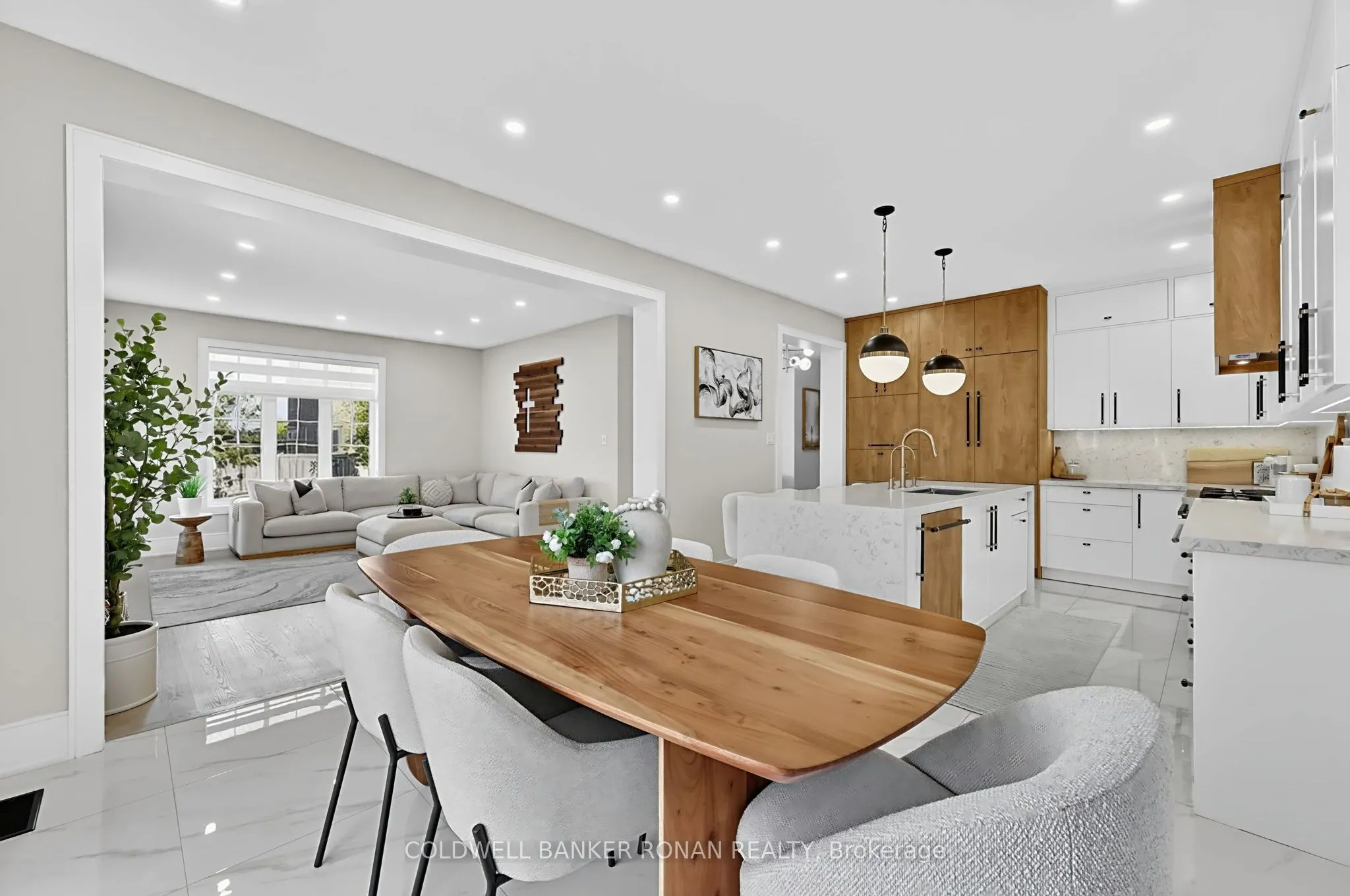 16 Hawke Crescent
