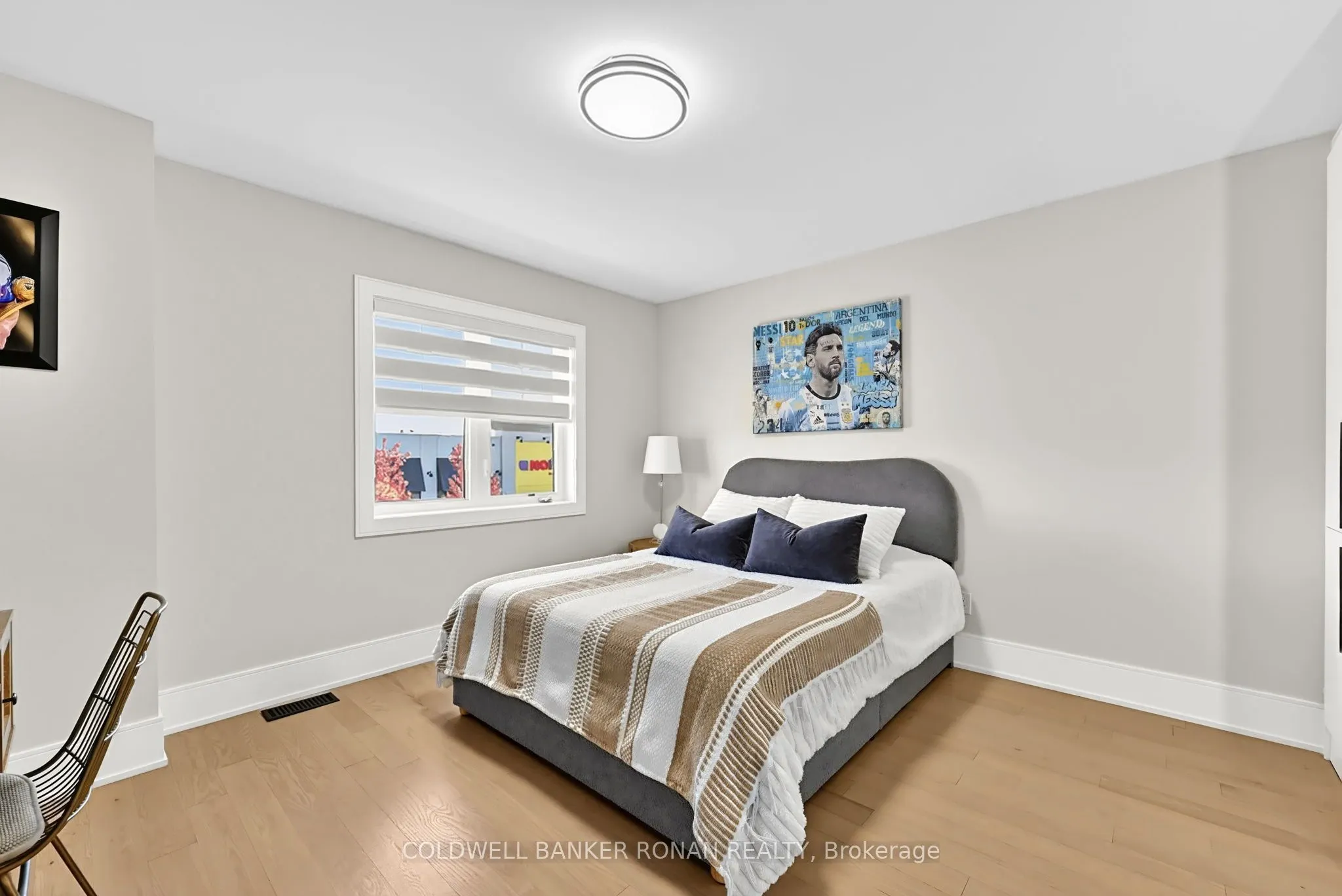 16 Hawke Crescent