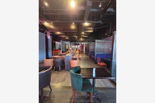9737 Yonge Street #211