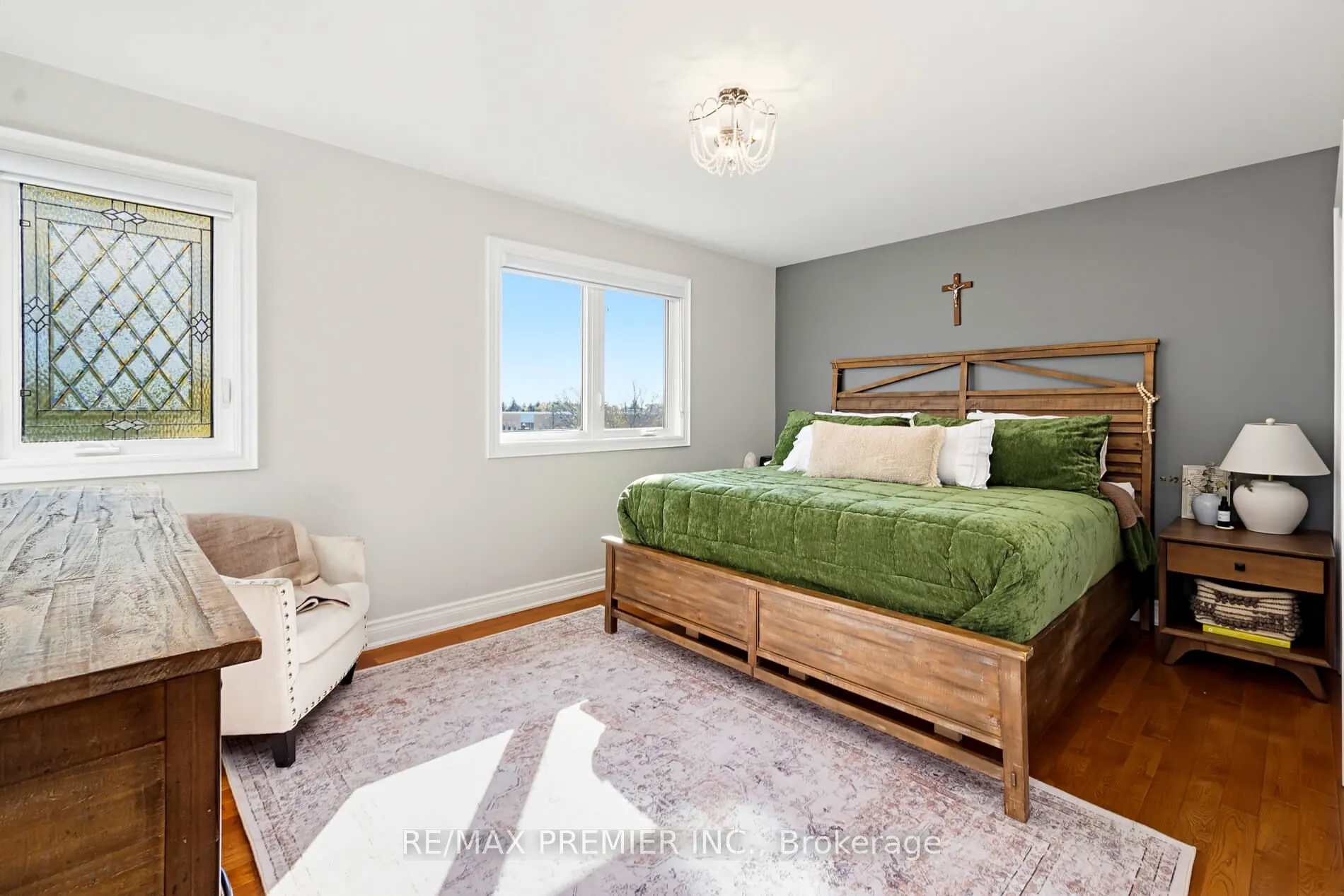 122 Hill Farm Road