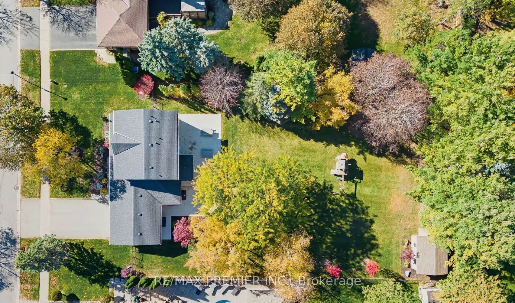 122 Hill Farm Road