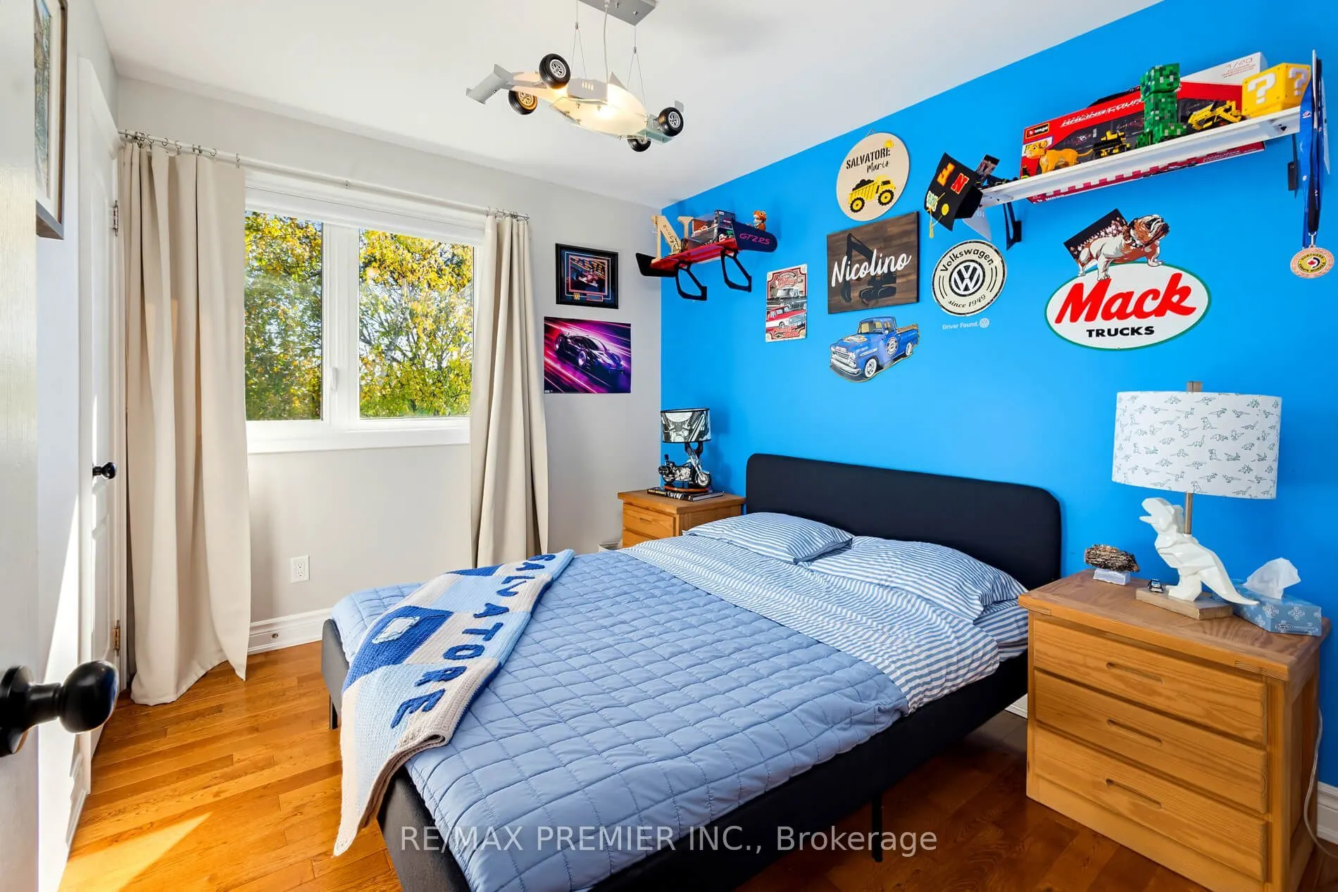 122 Hill Farm Road