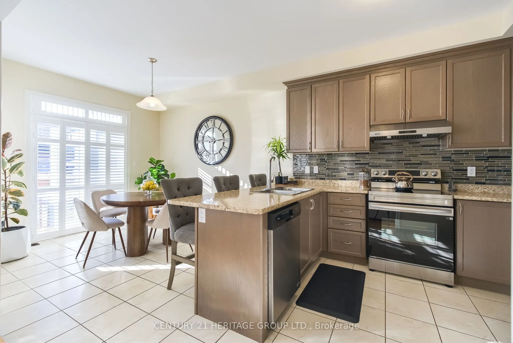 41 Algeo Way