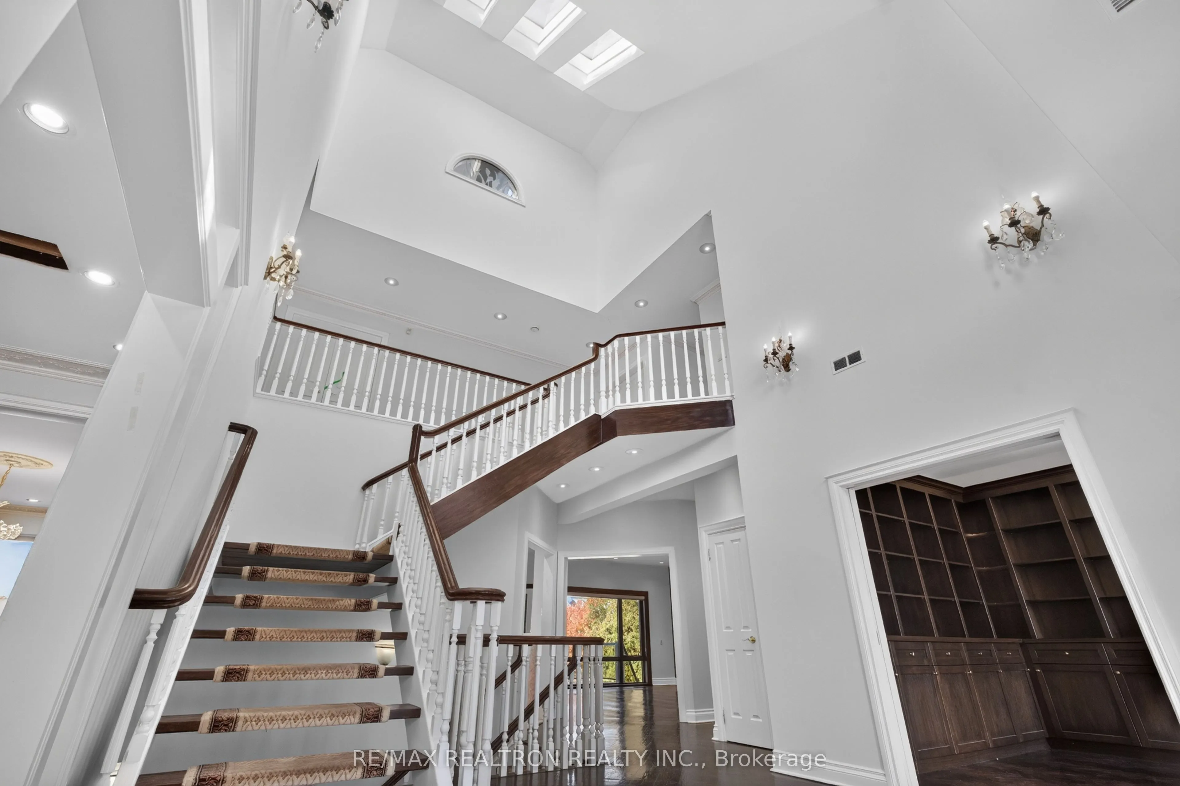 166 Arnold Avenue