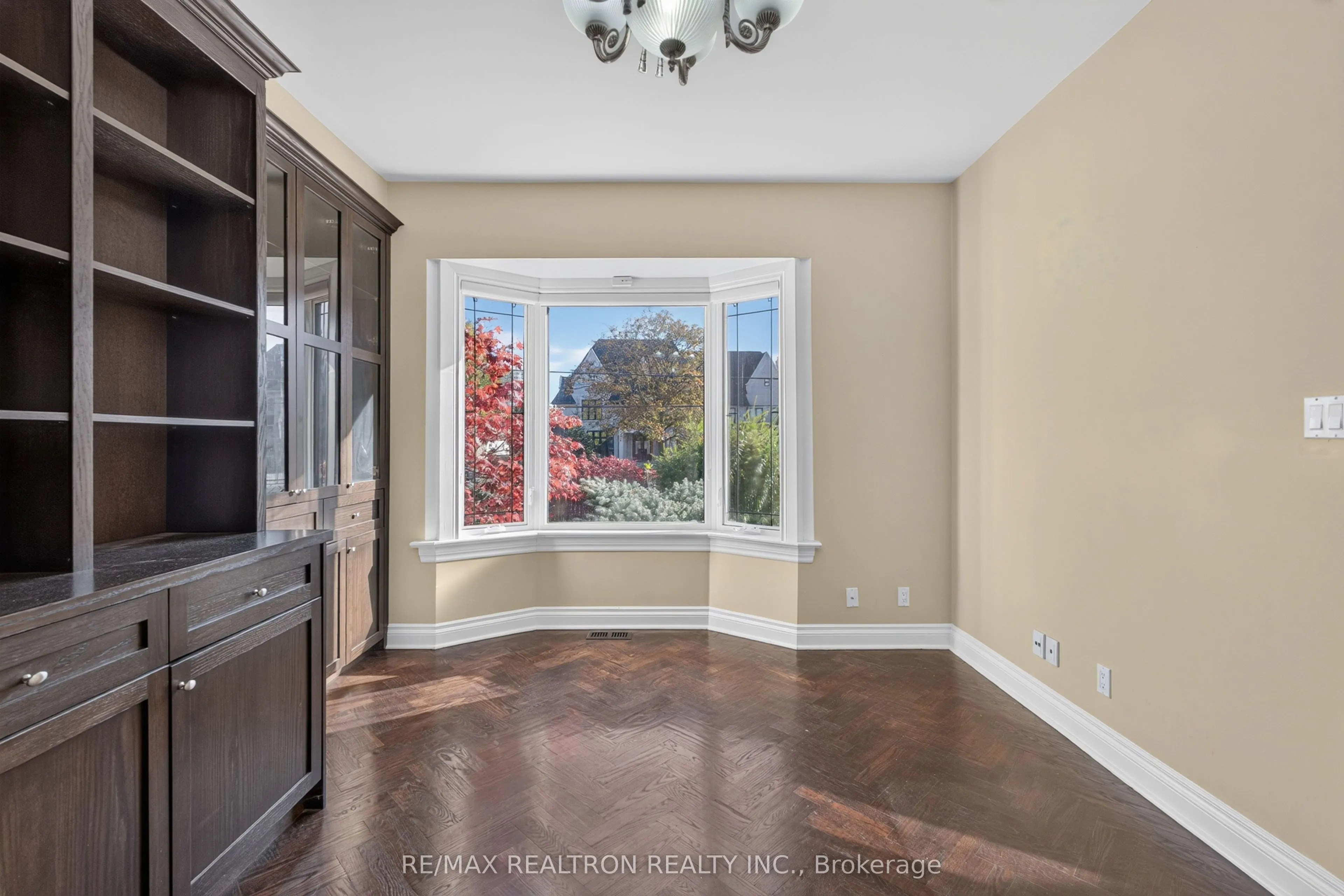 166 Arnold Avenue