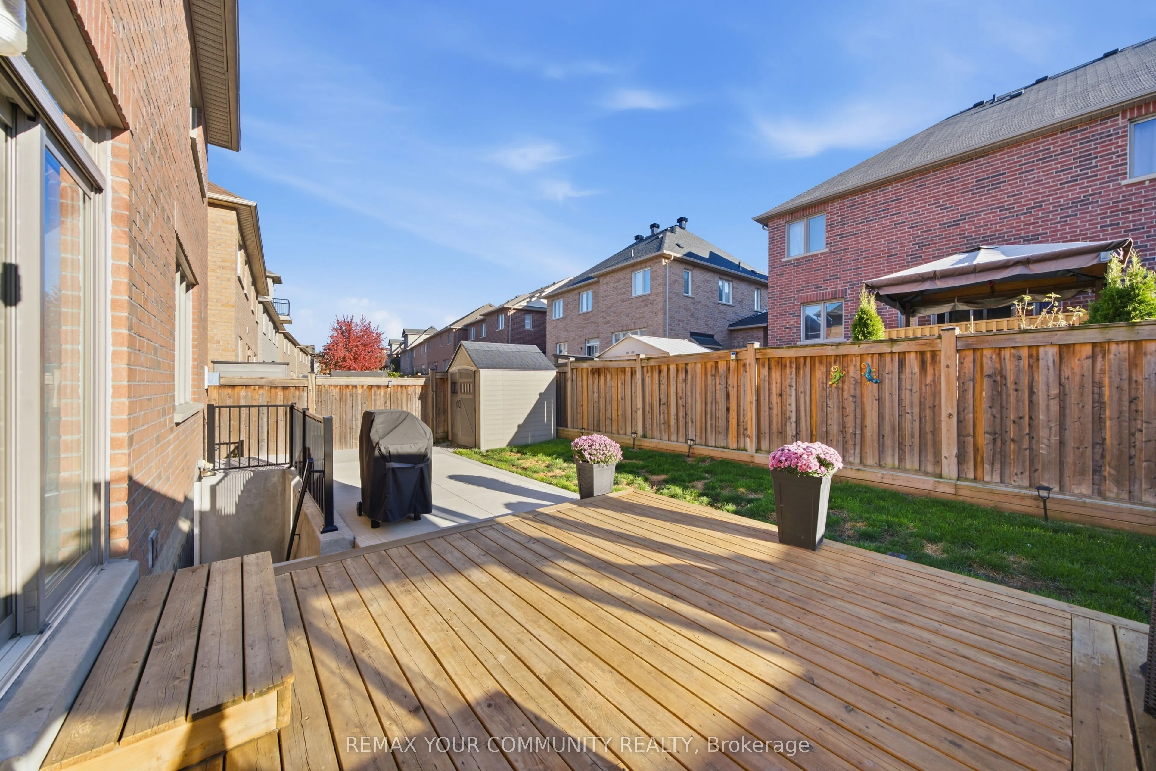 1042 Wilbur Pipher Circle