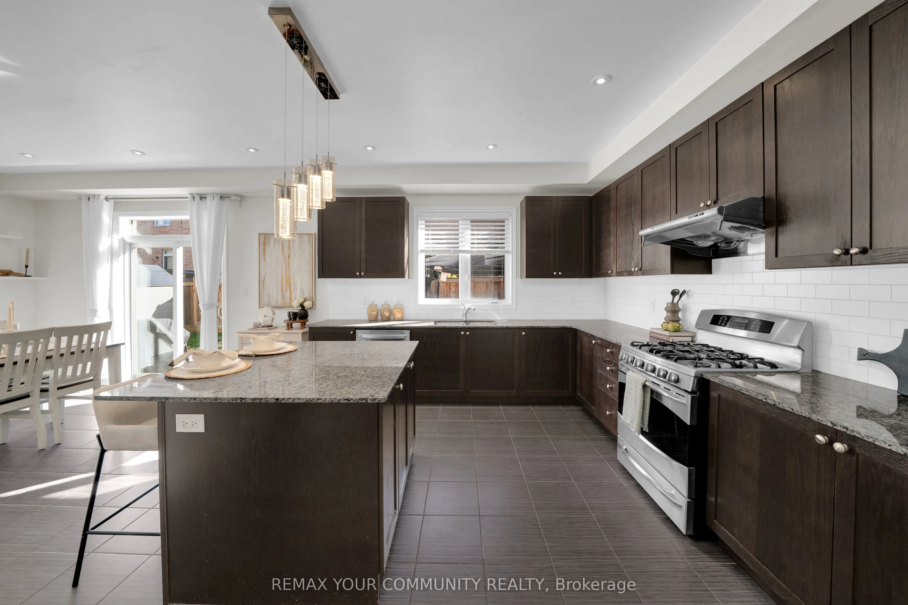 1042 Wilbur Pipher Circle
