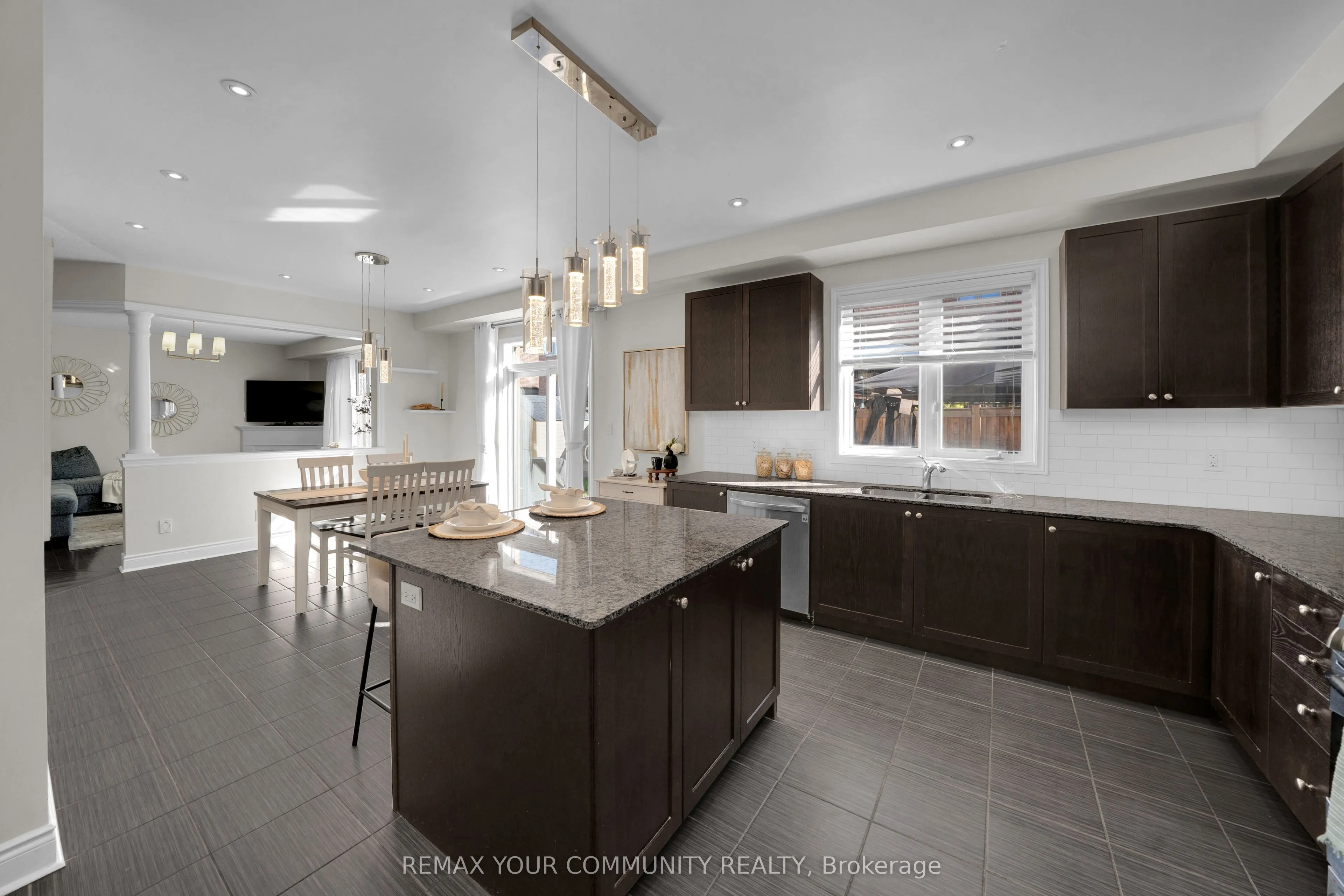 1042 Wilbur Pipher Circle