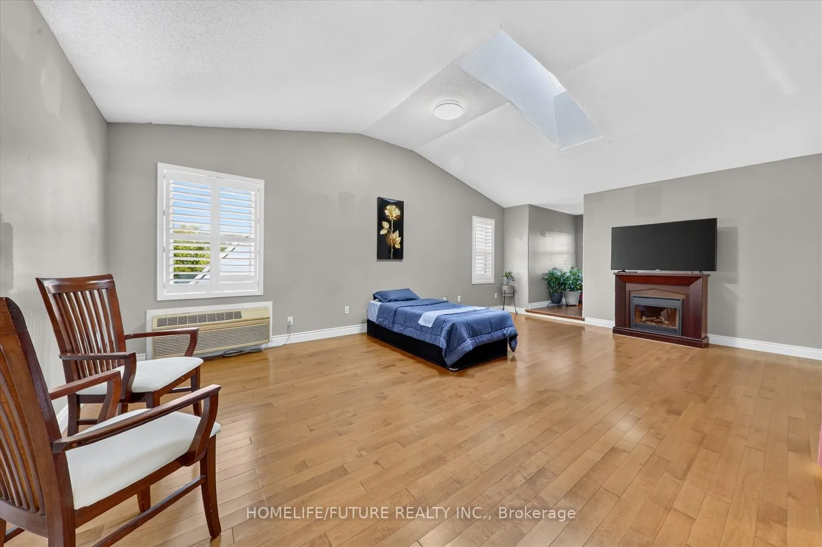 24 Medley Crescent