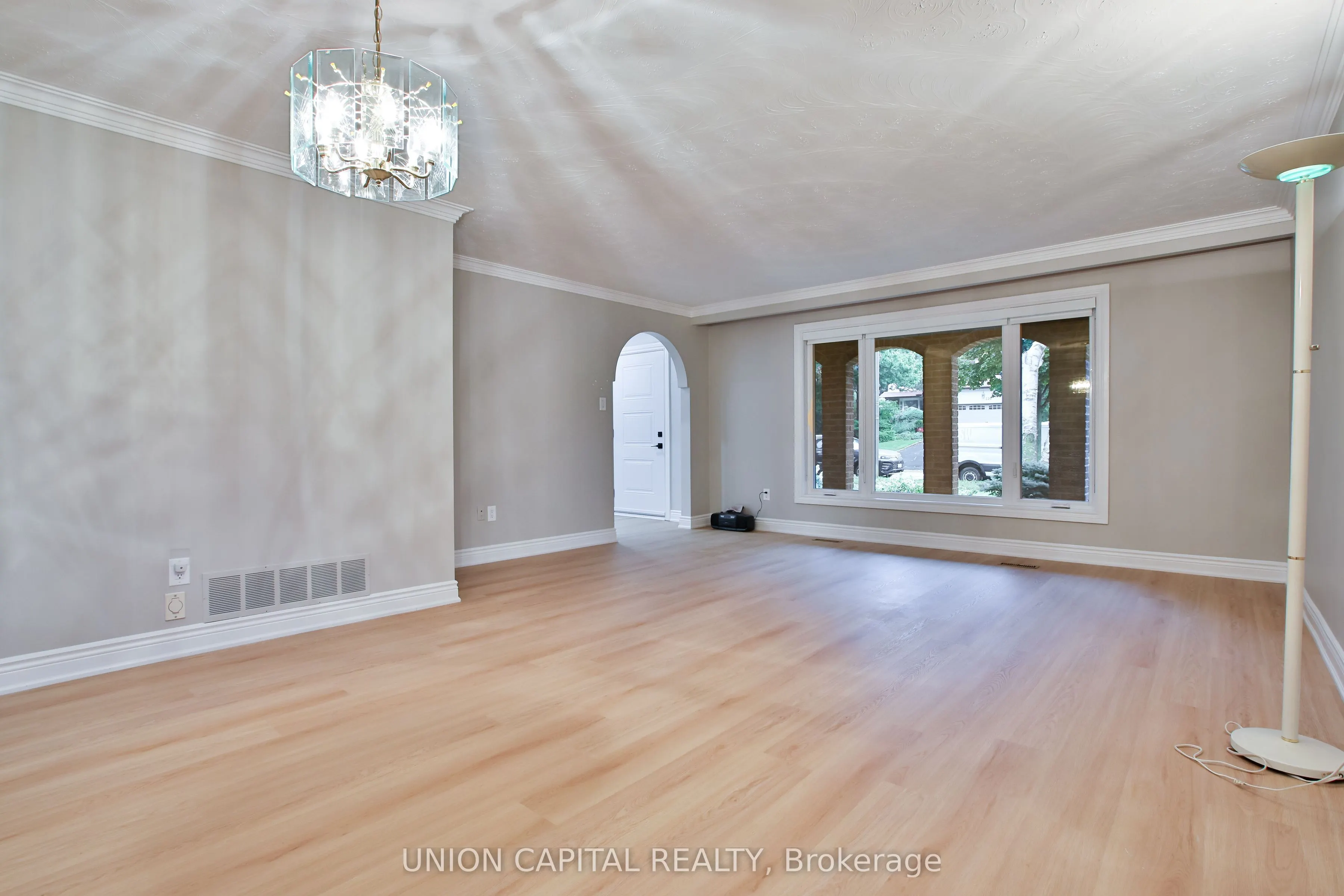131 Romfield Circuit #Upper