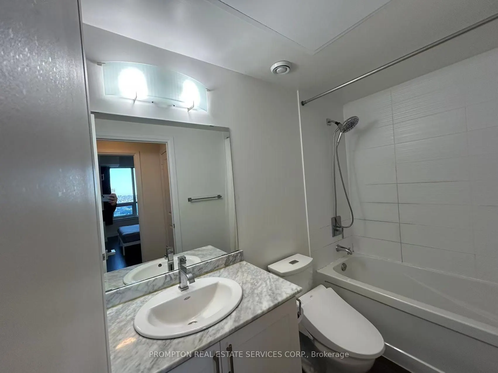 7171 Yonge Street #2110