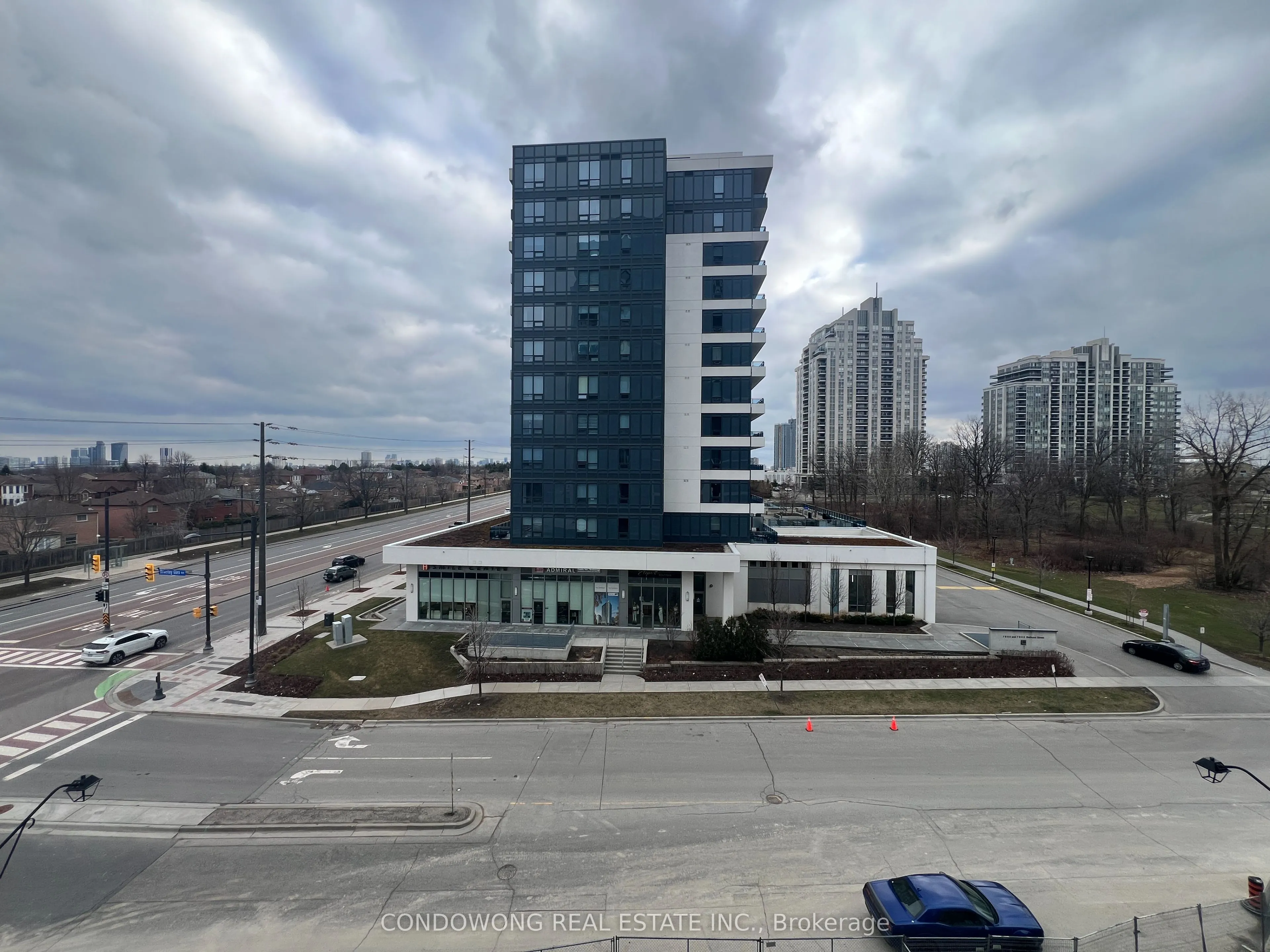 7950 Bathurst Street #518